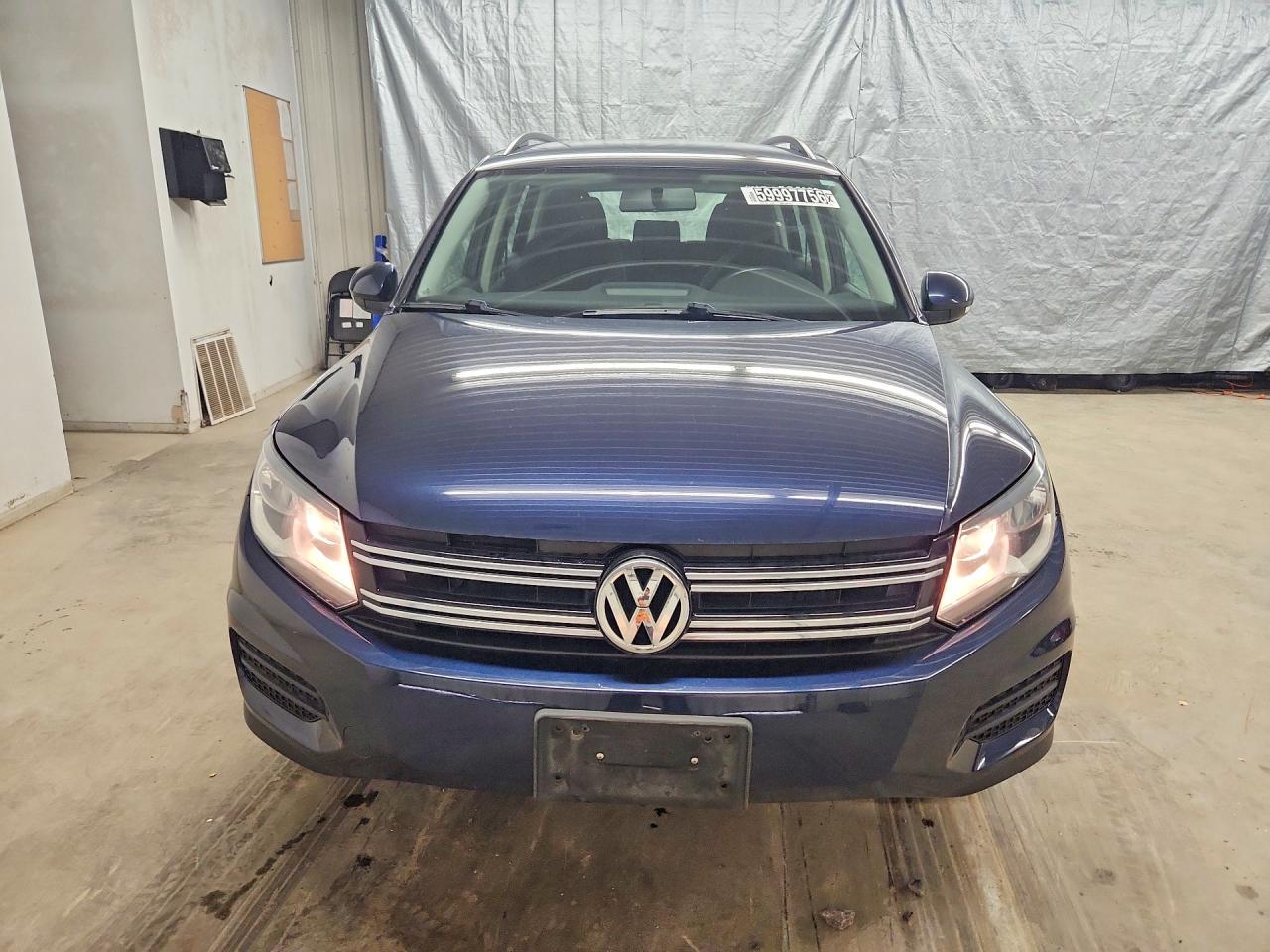 2015 Volkswagen Tiguan S Blue vin: WVGAV7AX0FW595475
