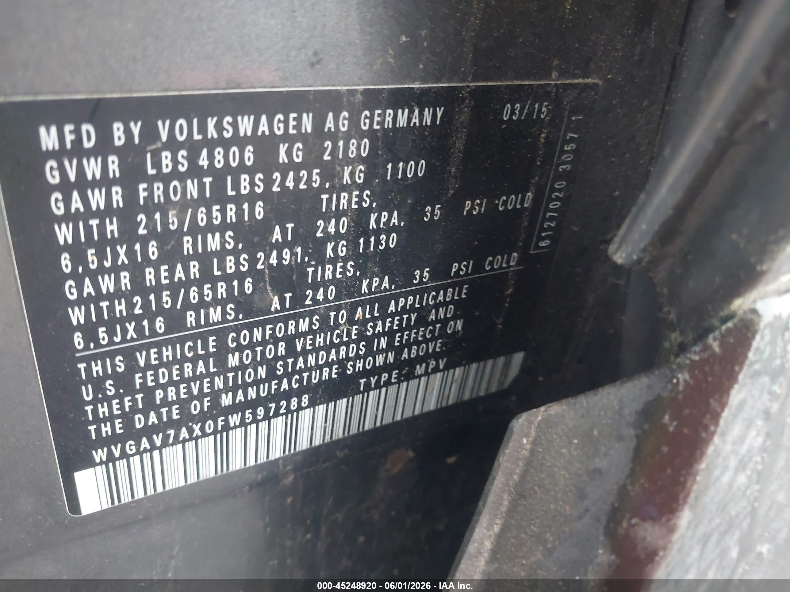 2015 Volkswagen Tiguan S Silver vin: WVGAV7AX0FW597288