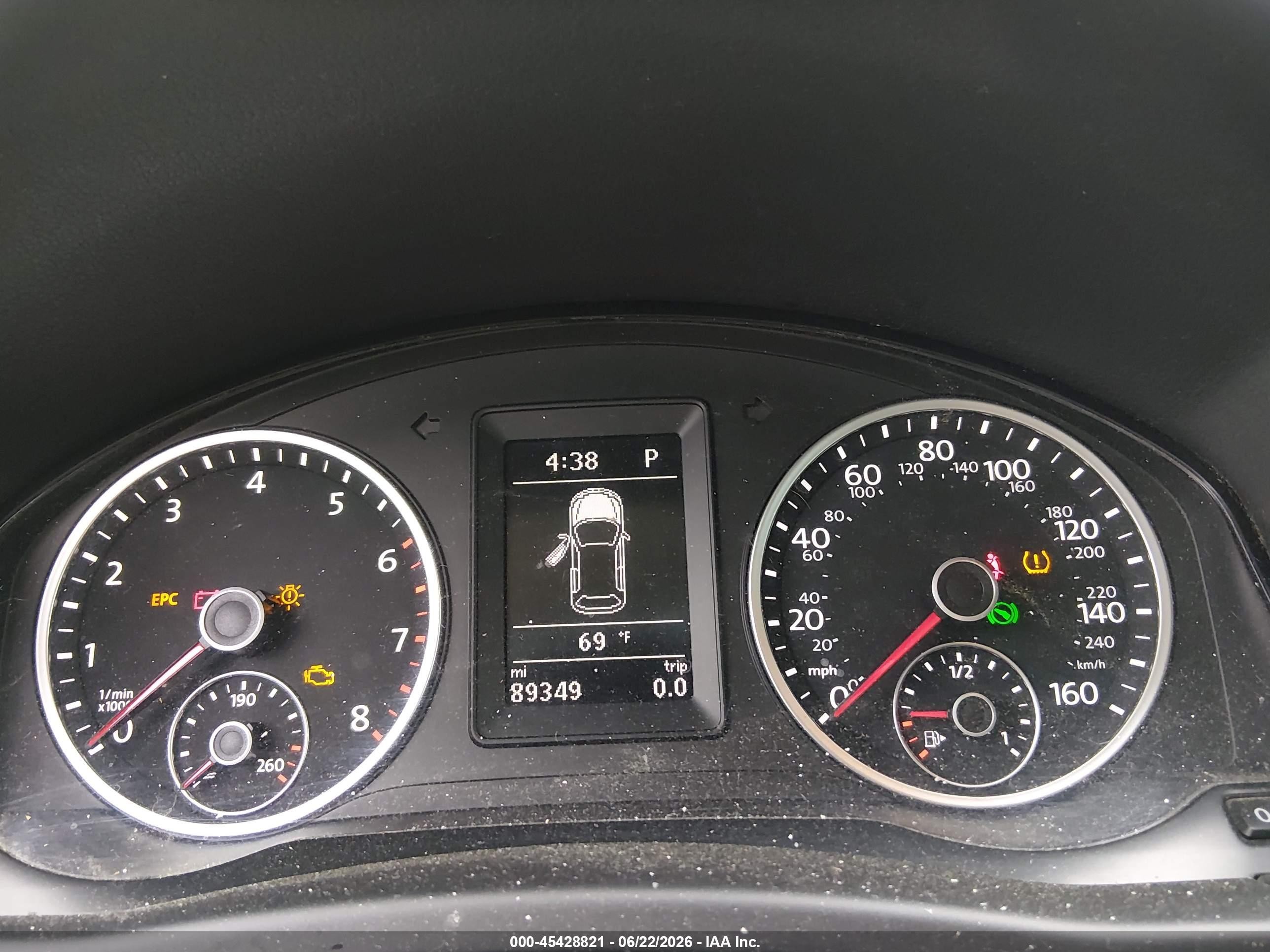 2015 Volkswagen Tiguan S Silver vin: WVGAV7AX0FW597548