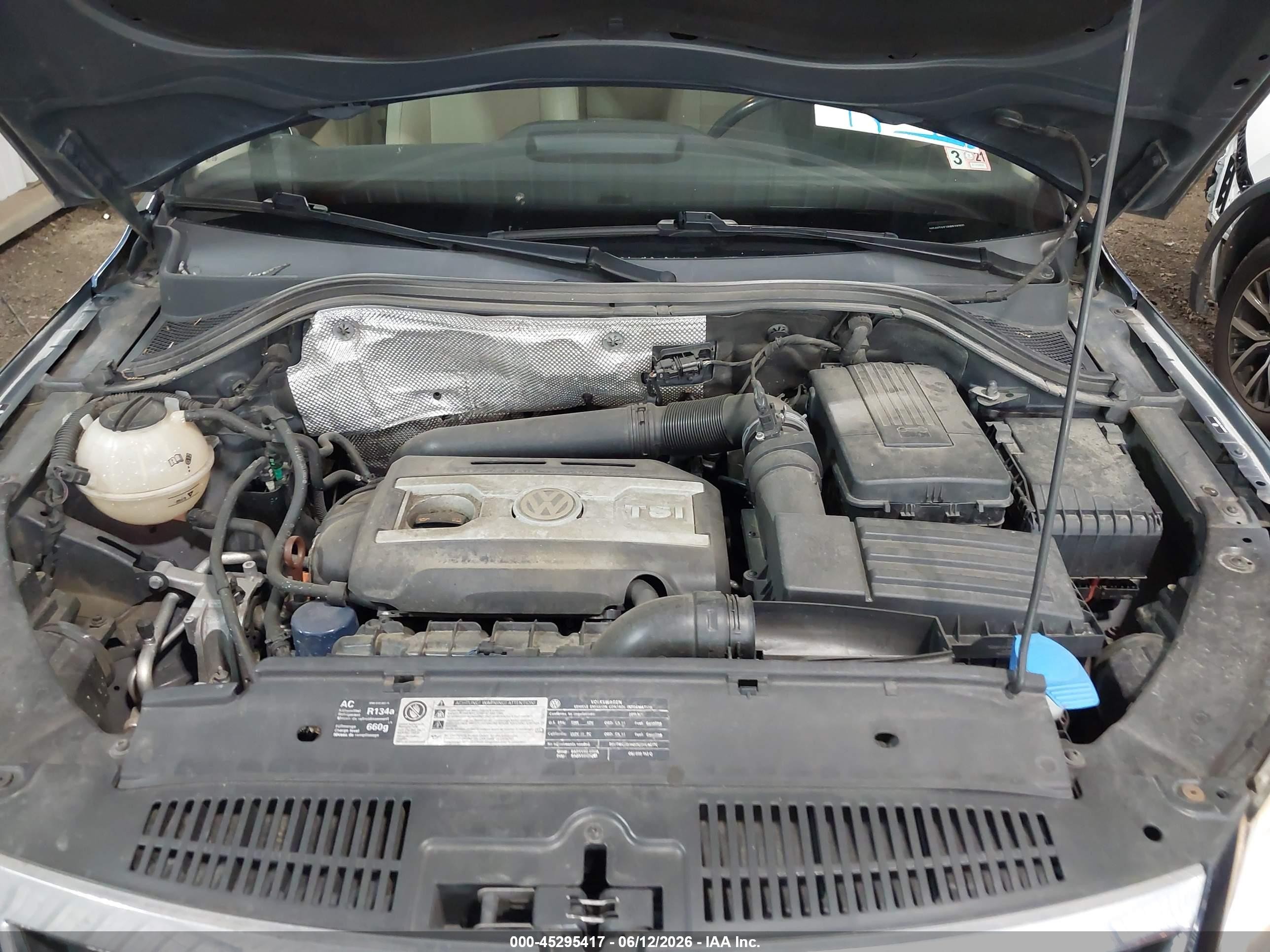2011 Volkswagen Tiguan Se Blue vin: WVGAV7AX1BW528300