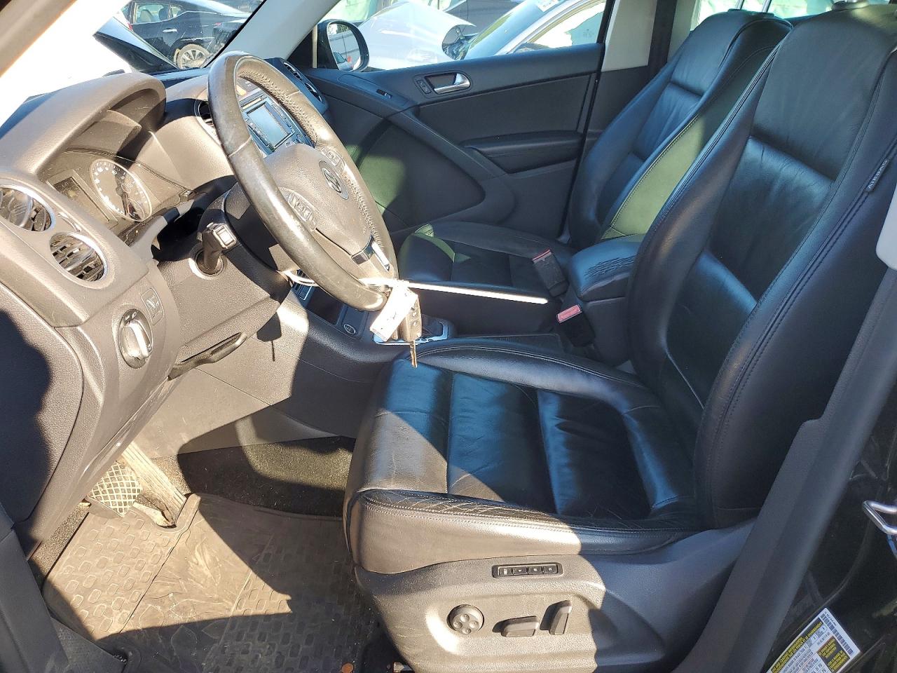 2011 Volkswagen Tiguan S Black vin: WVGAV7AX1BW550801