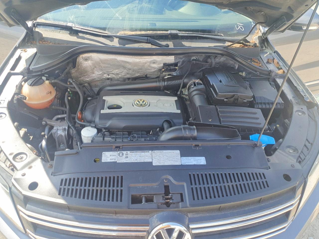 2012 Volkswagen Tiguan S Gray vin: WVGAV7AX1CW002797