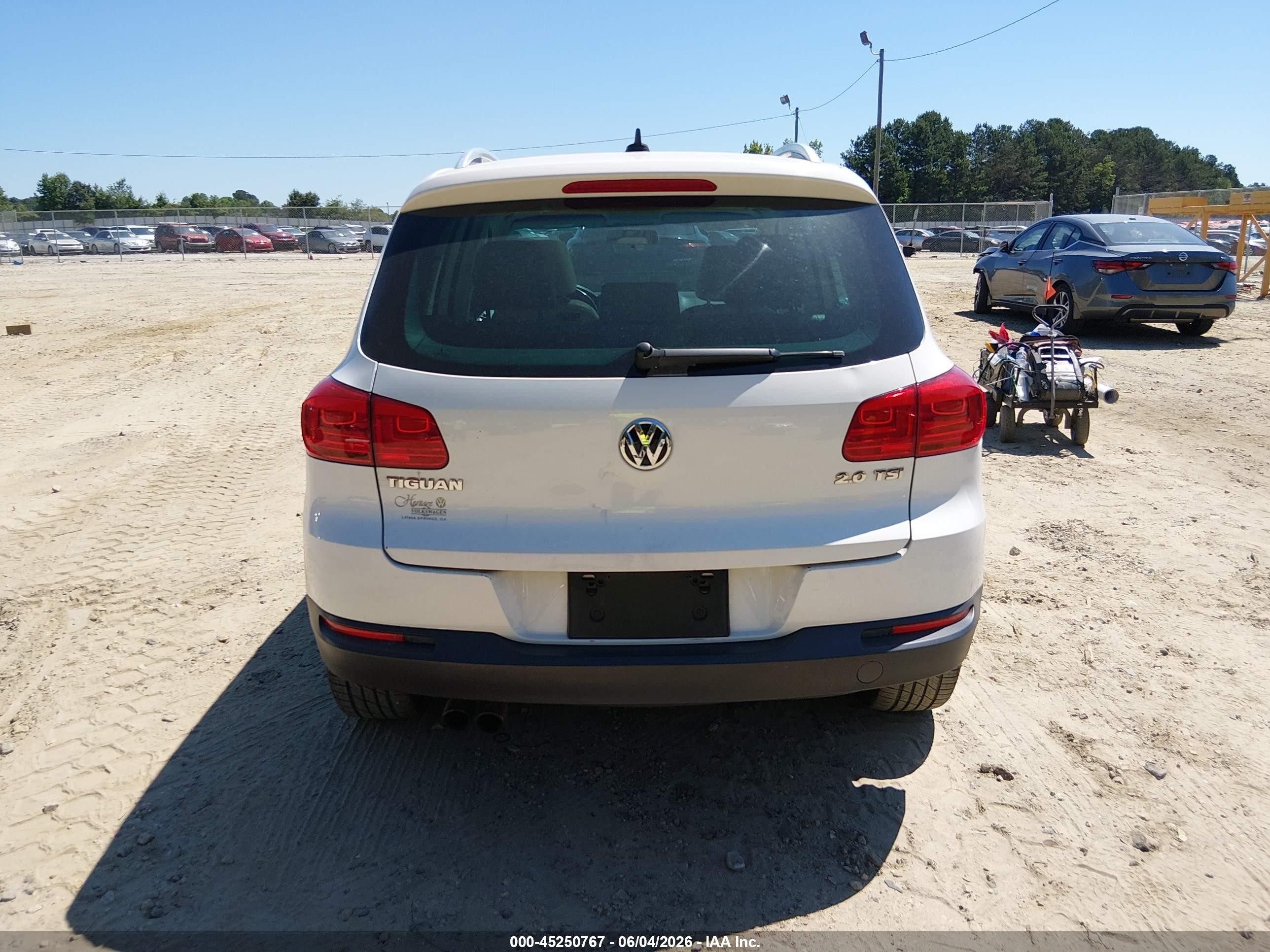 2012 Volkswagen Tiguan Se White vin: WVGAV7AX1CW569060