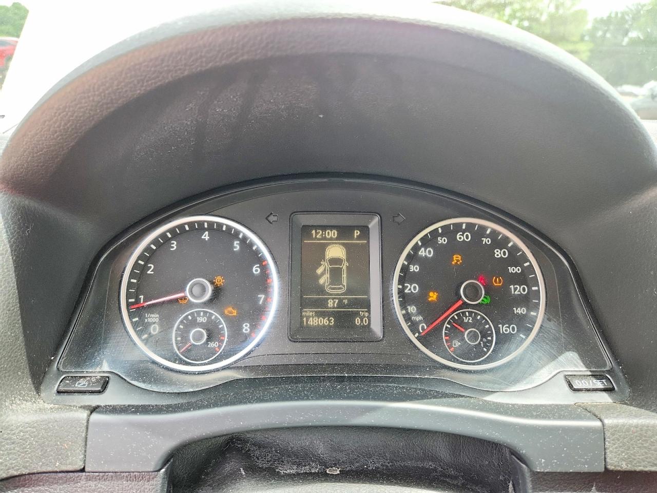 2012 Volkswagen Tiguan S Белый vin: WVGAV7AX1CW602915