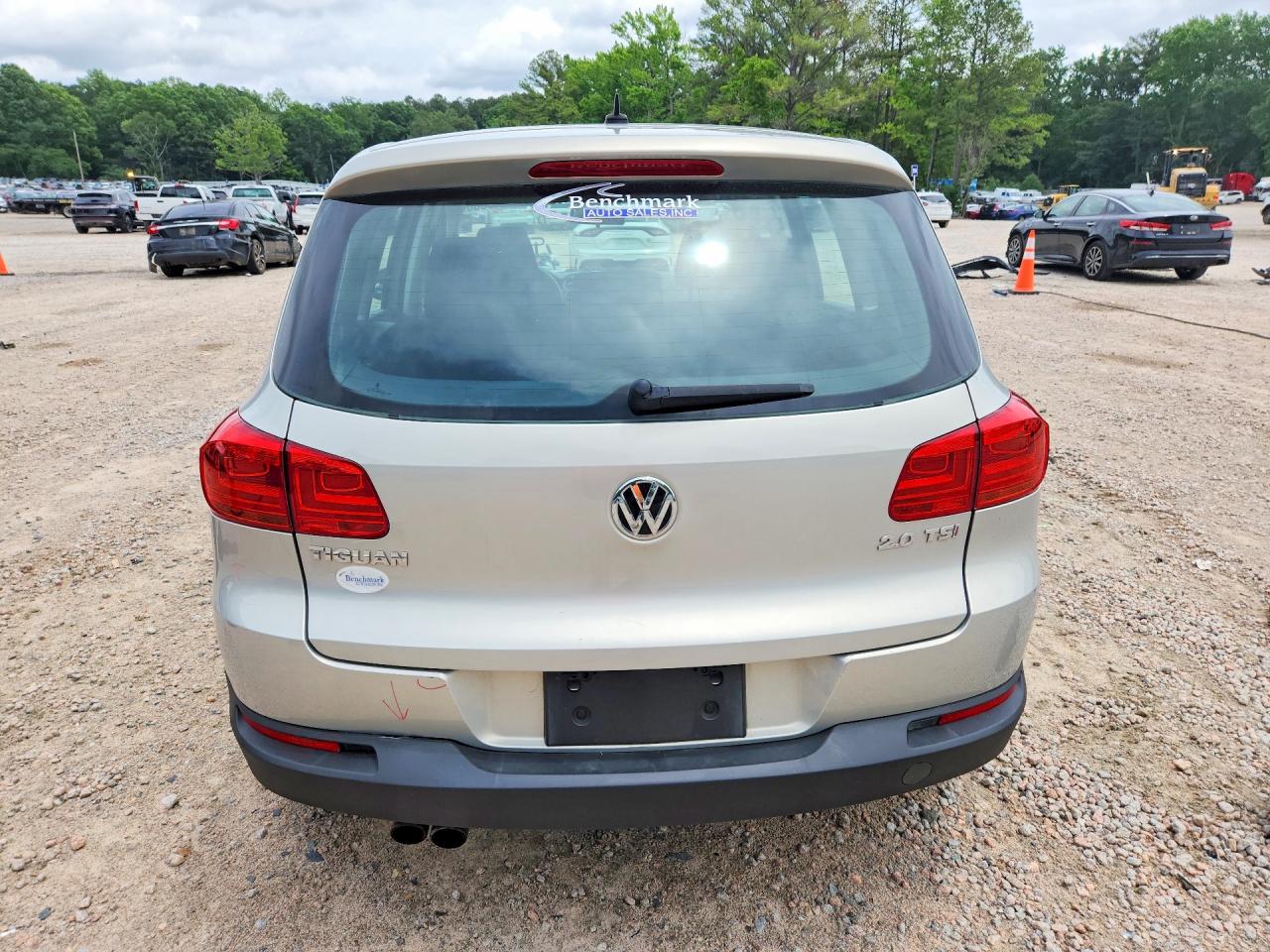 2012 Volkswagen Tiguan S Белый vin: WVGAV7AX1CW602915