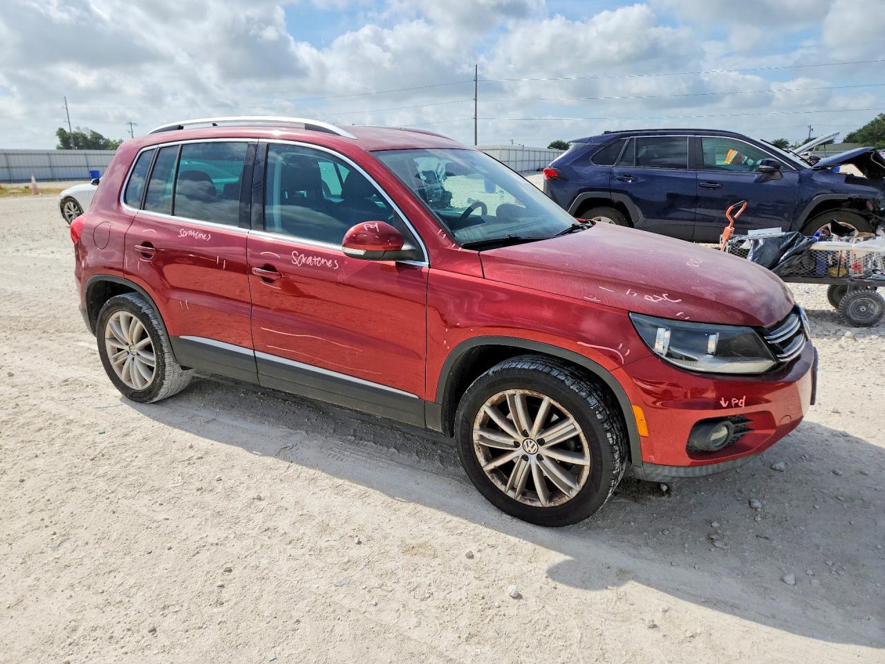 2013 Volkswagen Tiguan S Red vin: WVGAV7AX1DW026082