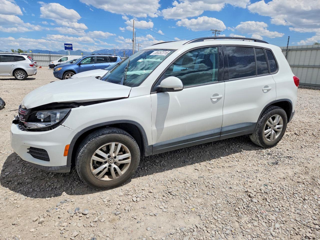 2015 Volkswagen Tiguan S White vin: WVGAV7AX1FW615605