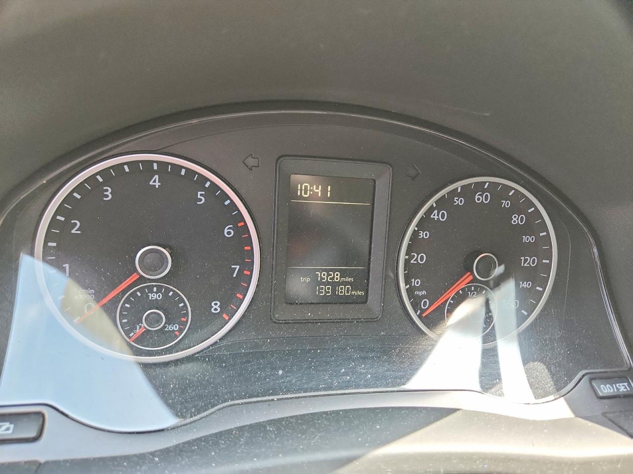2010 Volkswagen Tiguan S Черный vin: WVGAV7AX2AW511469