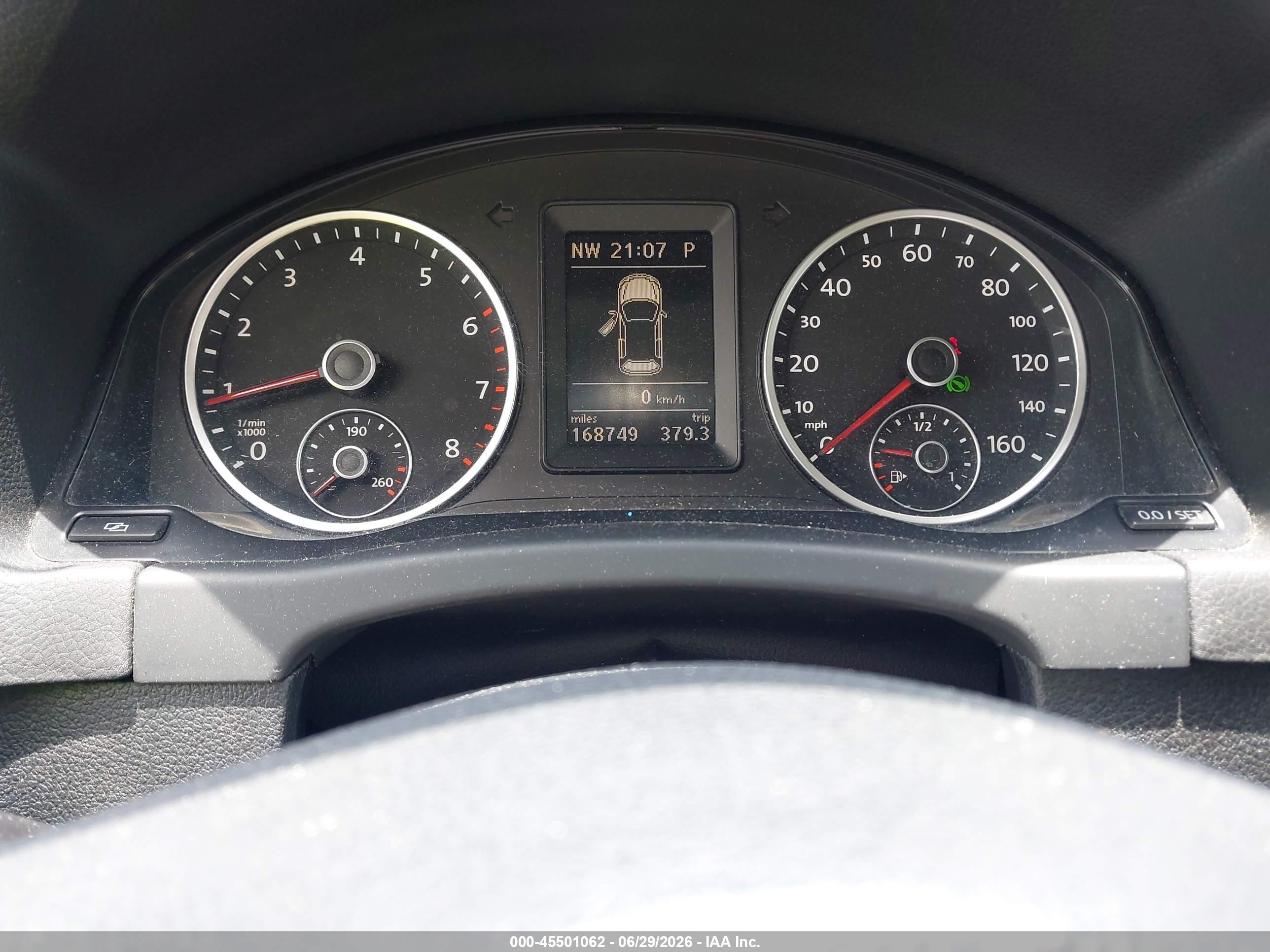 2011 Volkswagen Tiguan Se Серый vin: WVGAV7AX2BW505463