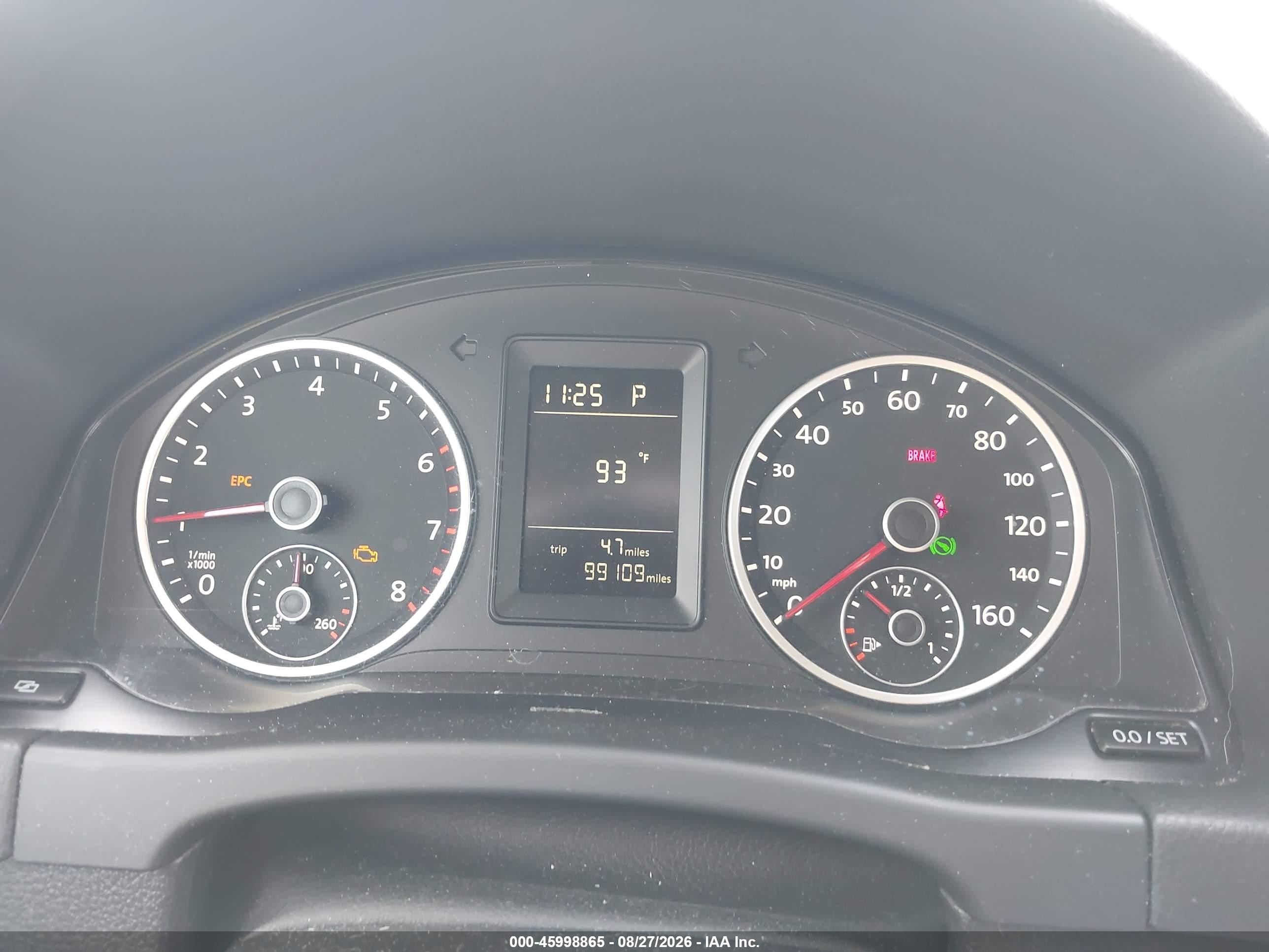 2011 Volkswagen Tiguan S White vin: WVGAV7AX2BW505561