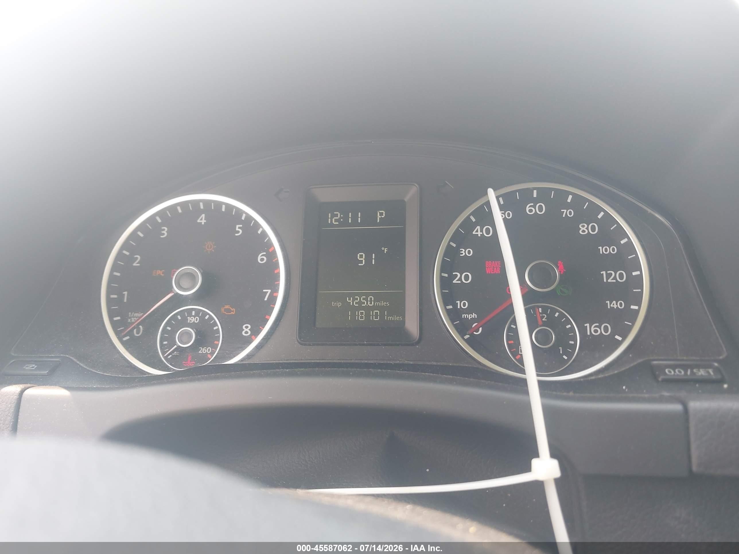 2011 Volkswagen Tiguan S Gray vin: WVGAV7AX2BW527172