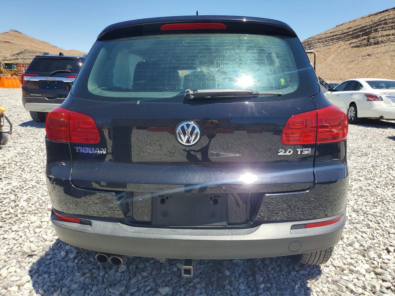 2012 Volkswagen Tiguan S Black vin: WVGAV7AX2CW578852