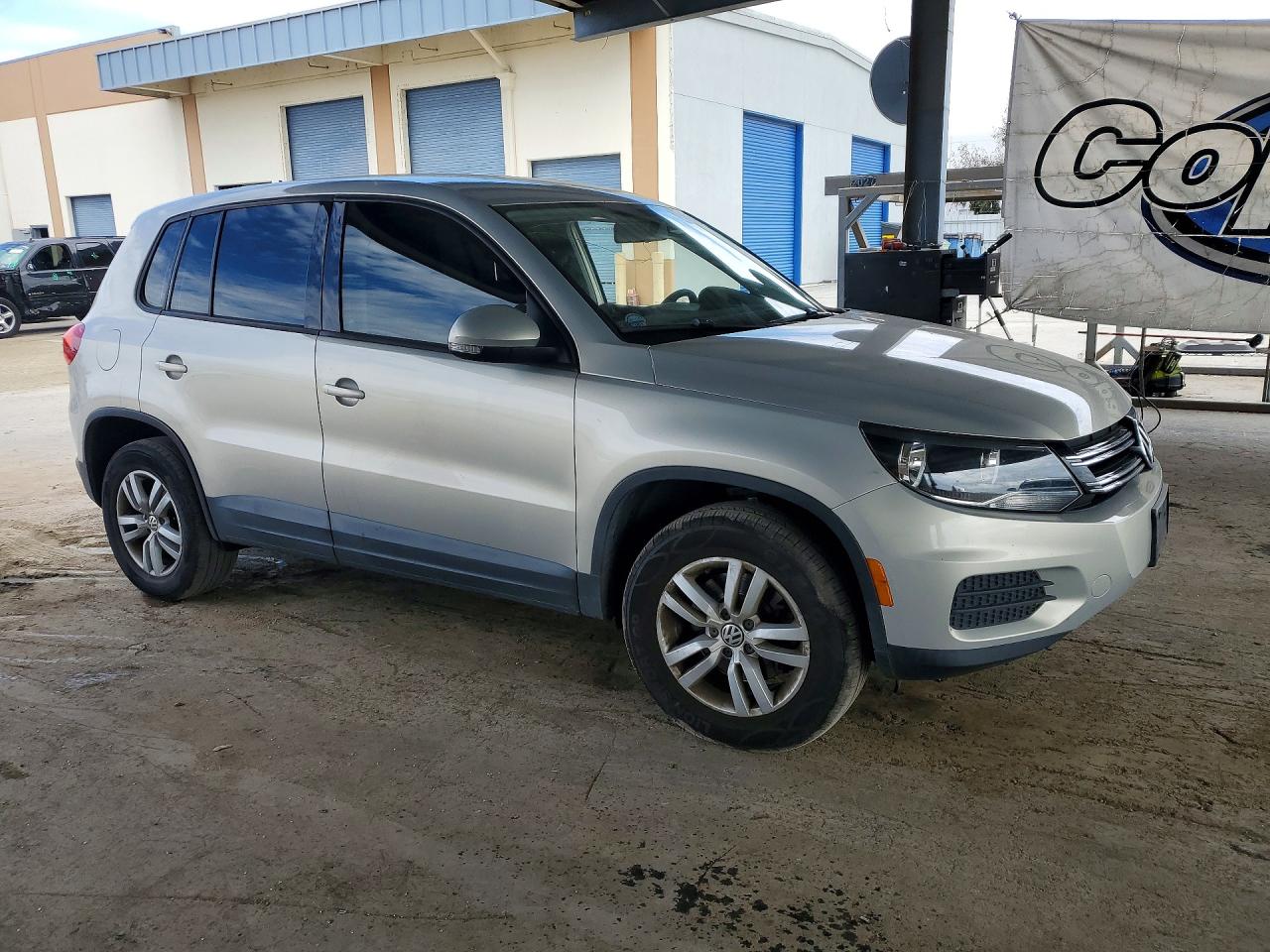 2012 Volkswagen Tiguan S Silver vin: WVGAV7AX2CW607976