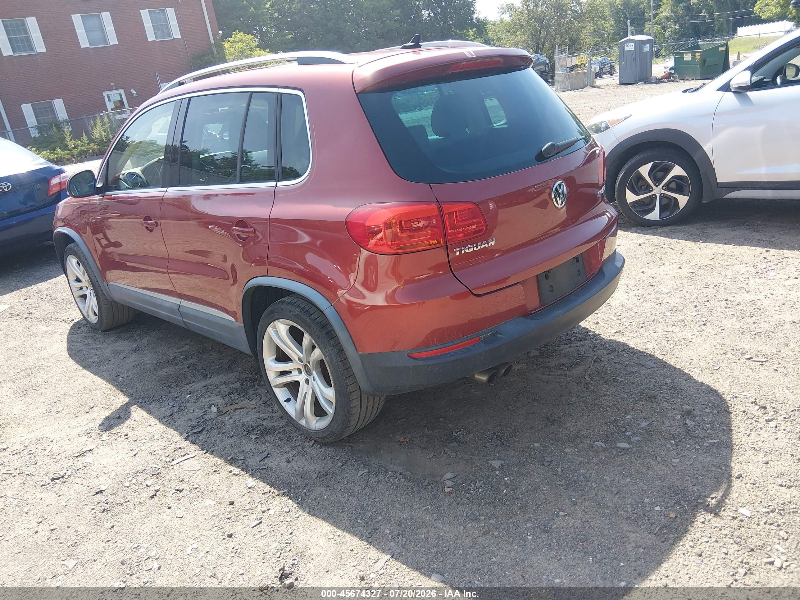 2013 Volkswagen Tiguan Sel Red vin: WVGAV7AX2DW029170