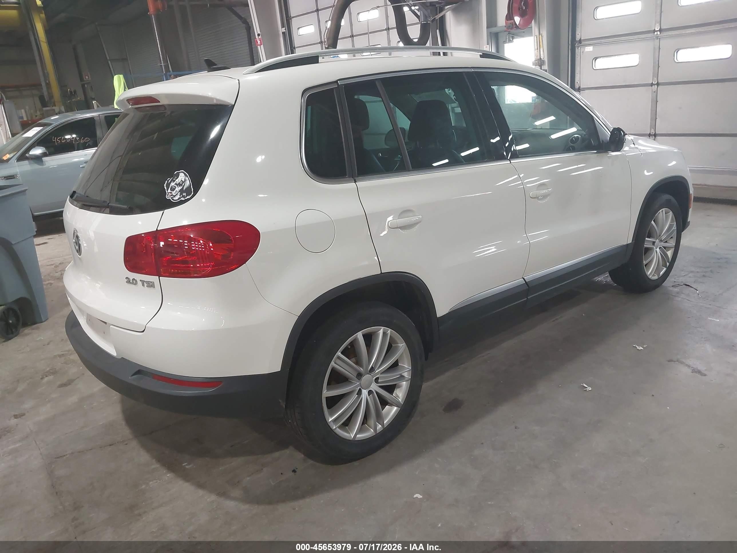 2013 Volkswagen Tiguan Se White vin: WVGAV7AX2DW549305