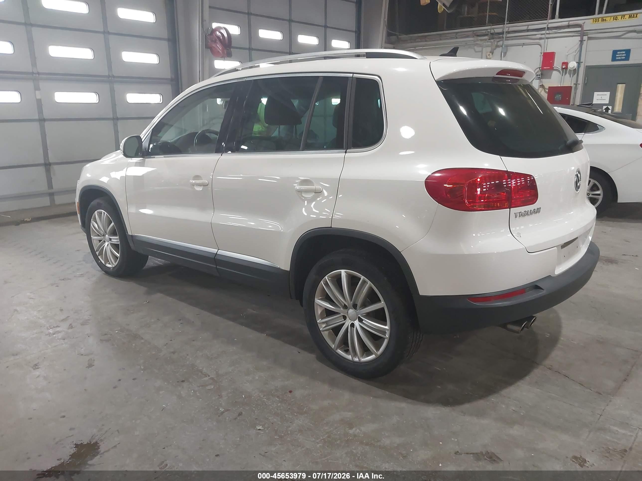 2013 Volkswagen Tiguan Se White vin: WVGAV7AX2DW549305
