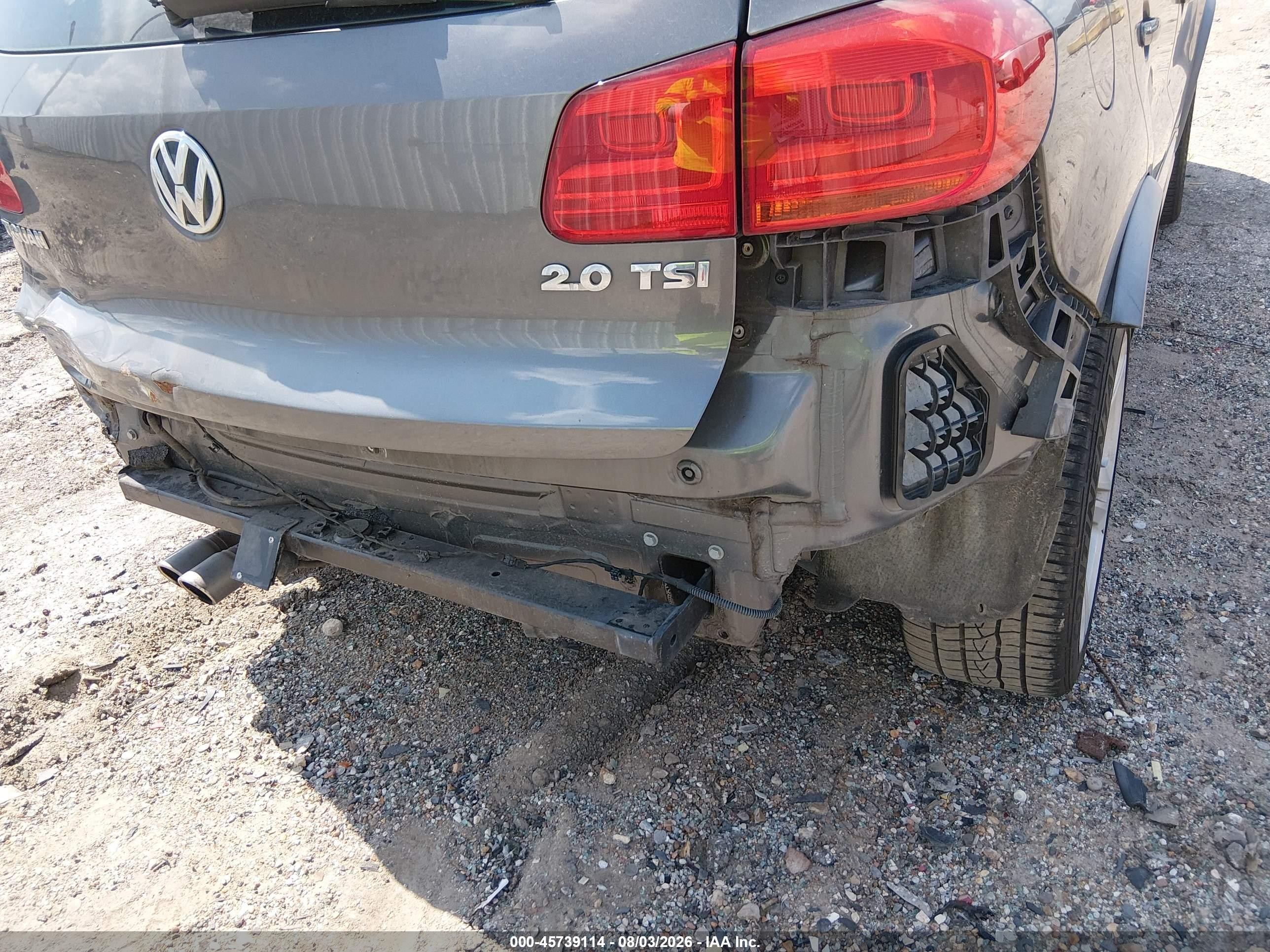 2015 Volkswagen Tiguan R-line Gray vin: WVGAV7AX2FW068716