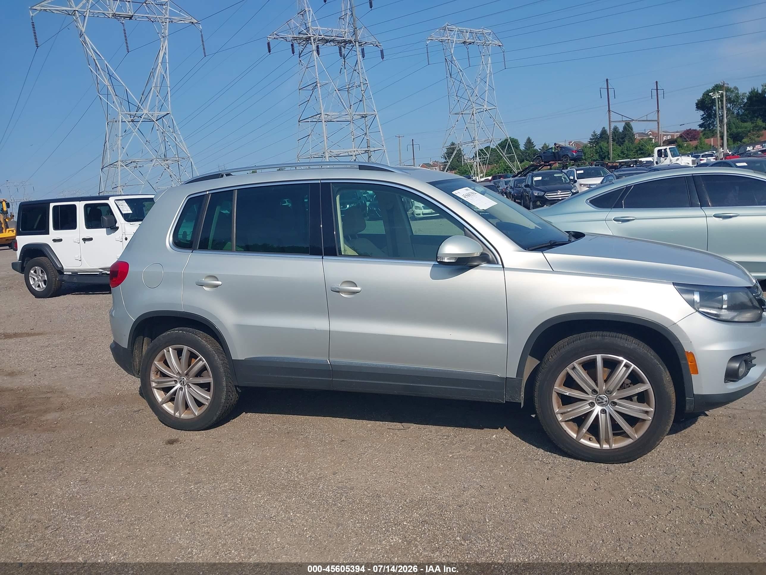 2015 Volkswagen Tiguan Sel Gold vin: WVGAV7AX2FW537917