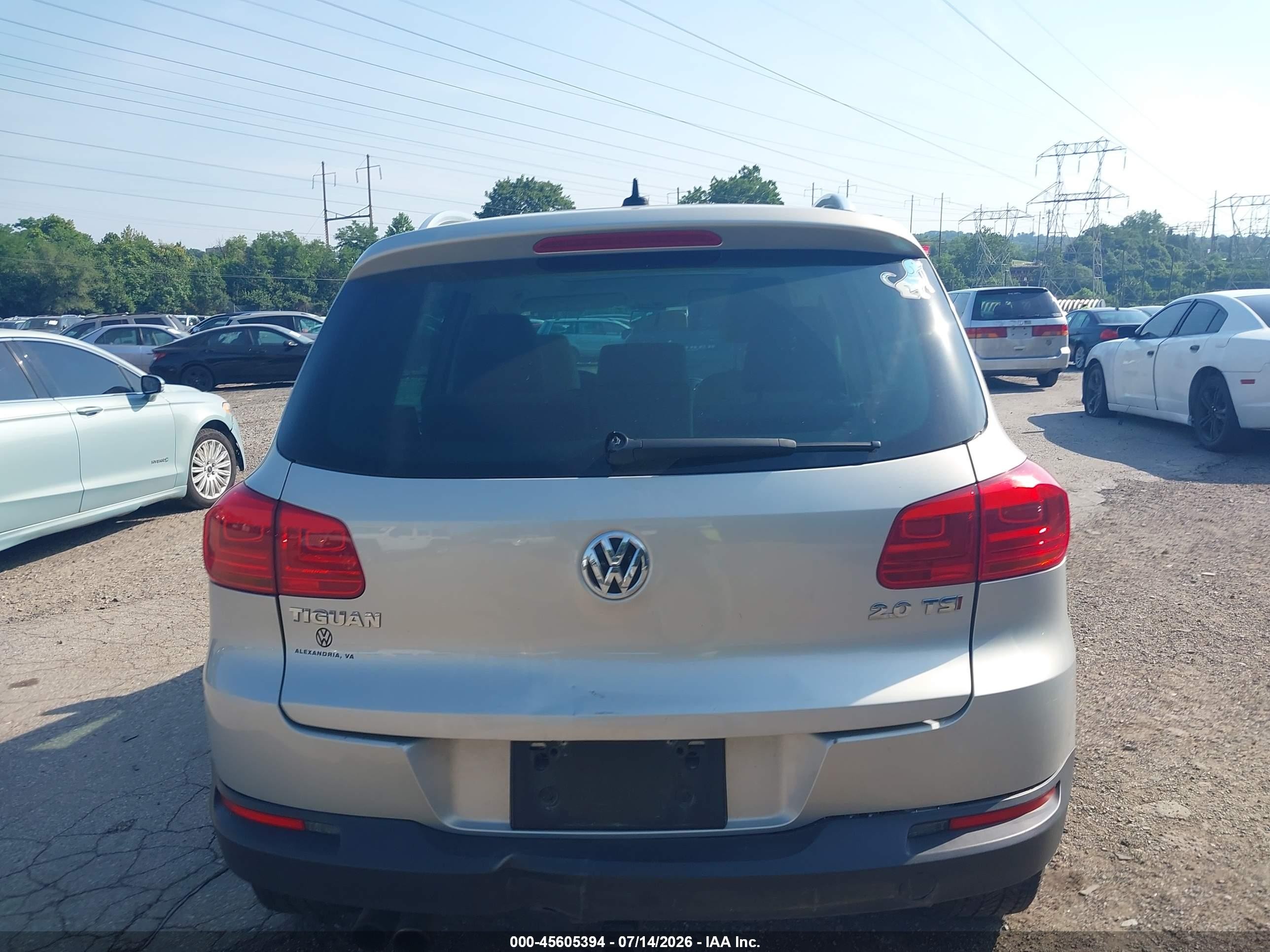 2015 Volkswagen Tiguan Sel Gold vin: WVGAV7AX2FW537917