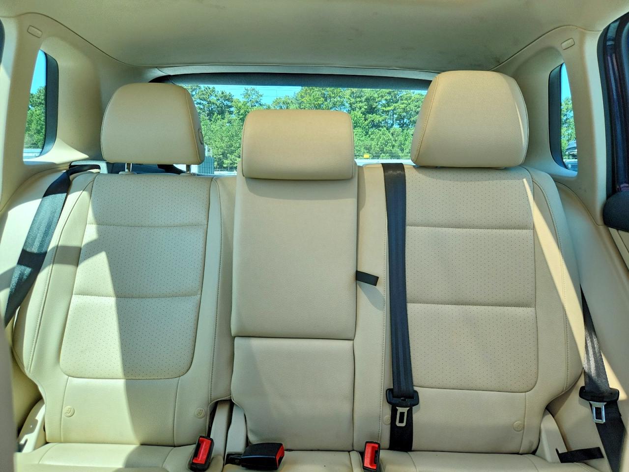 2015 Volkswagen Tiguan S Blue vin: WVGAV7AX2FW592898