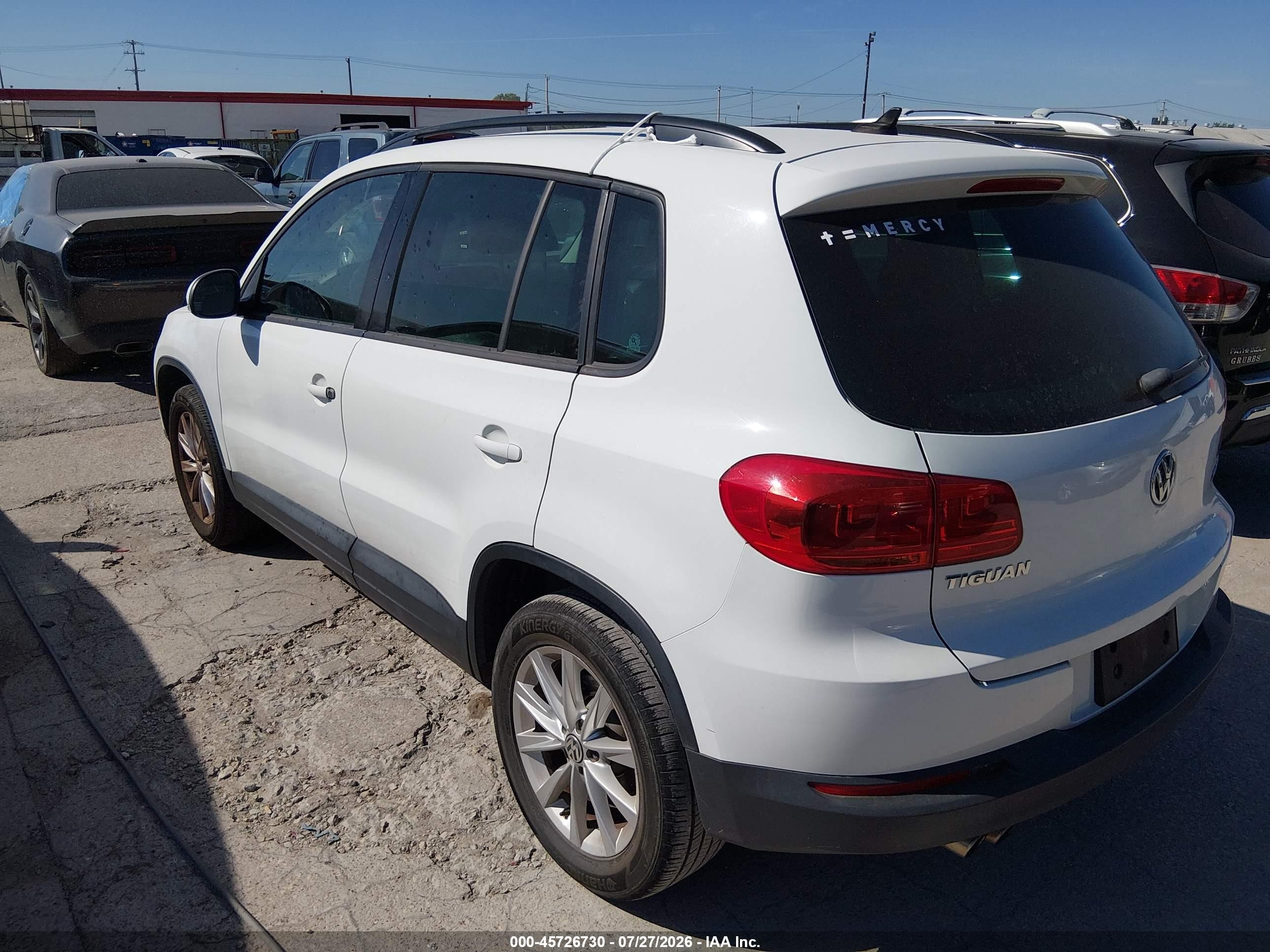 2015 Volkswagen Tiguan Se White vin: WVGAV7AX2FW607058