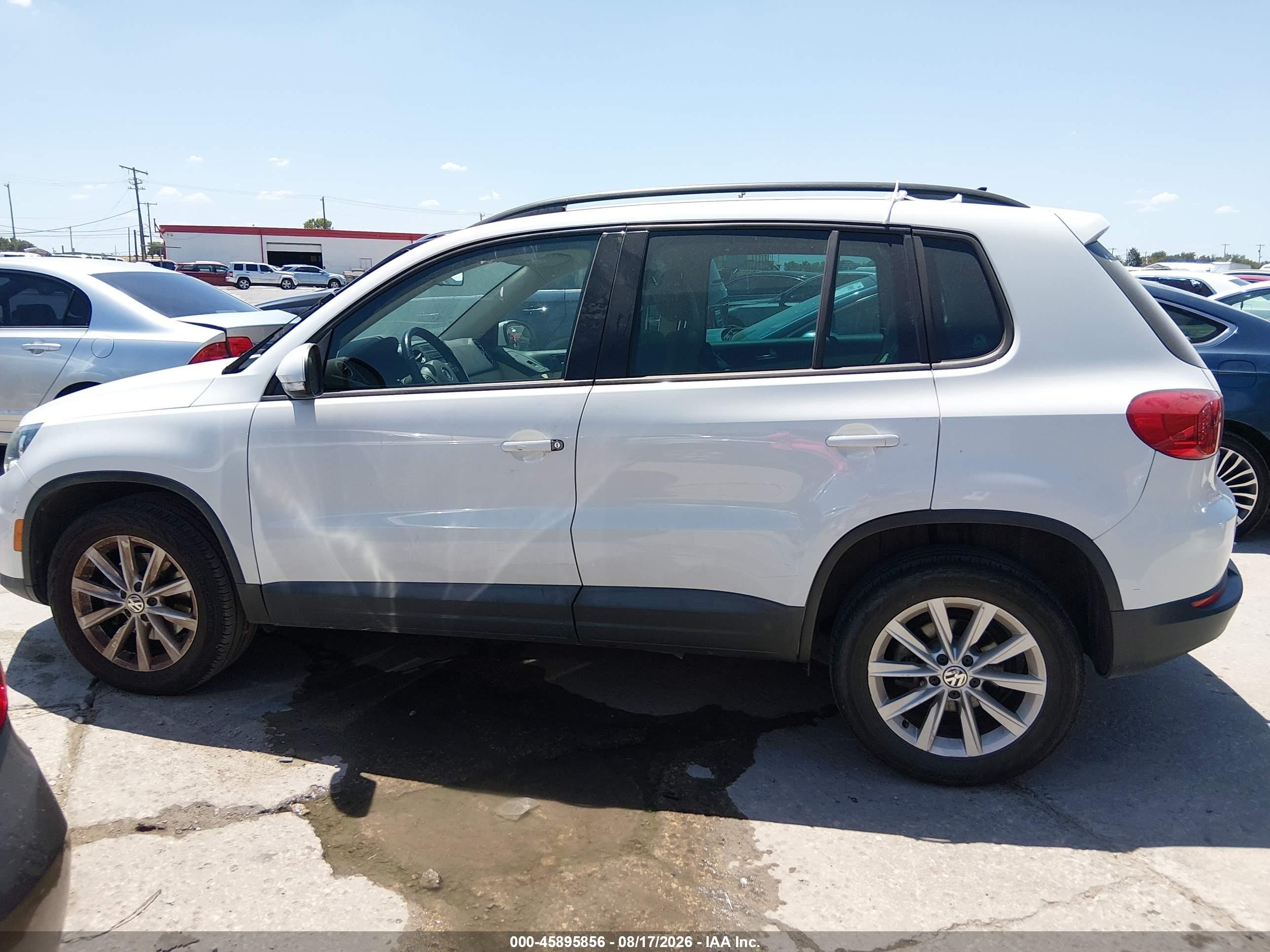 2015 Volkswagen Tiguan Se White vin: WVGAV7AX2FW607058