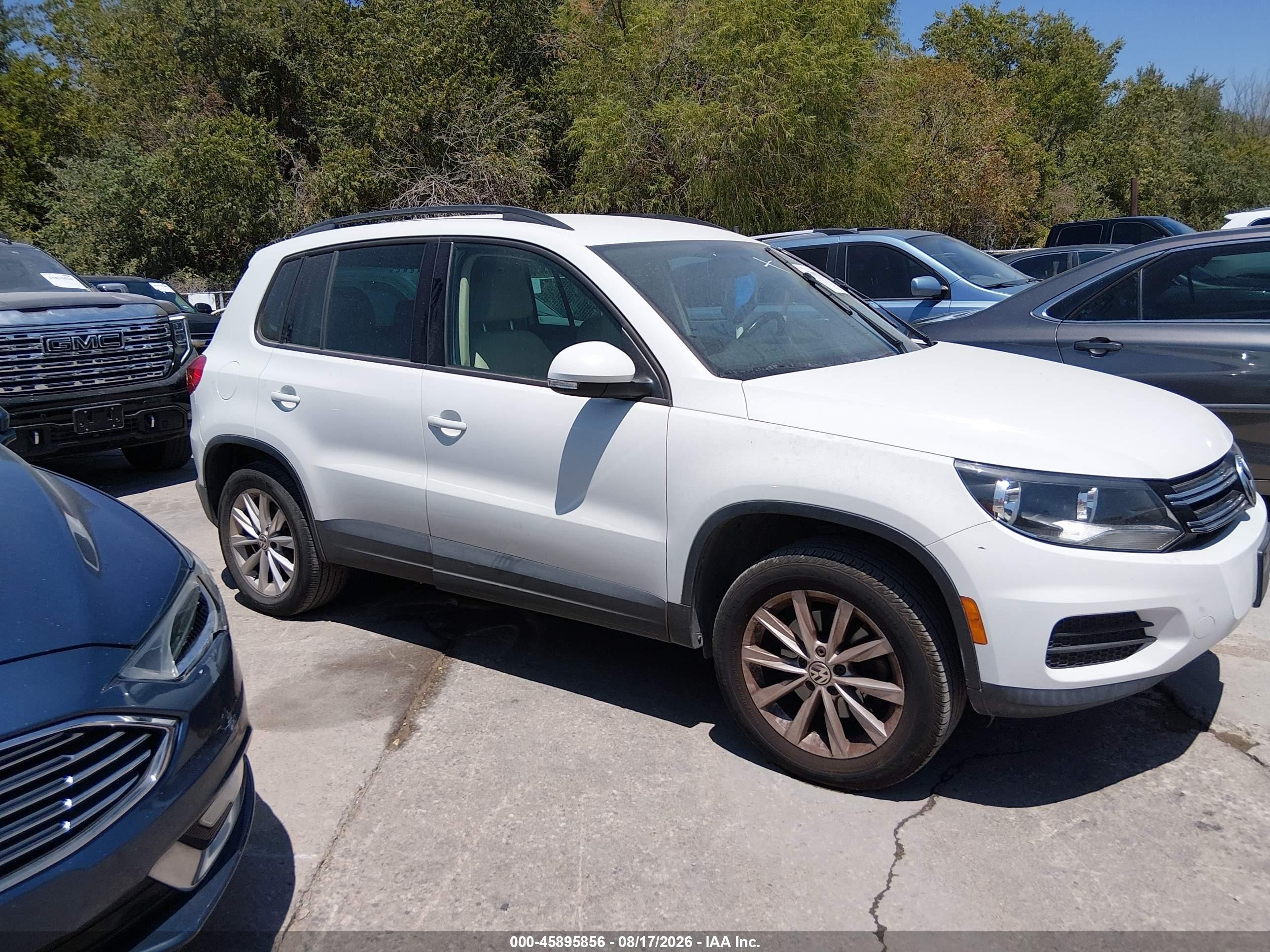 2015 Volkswagen Tiguan Se White vin: WVGAV7AX2FW607058