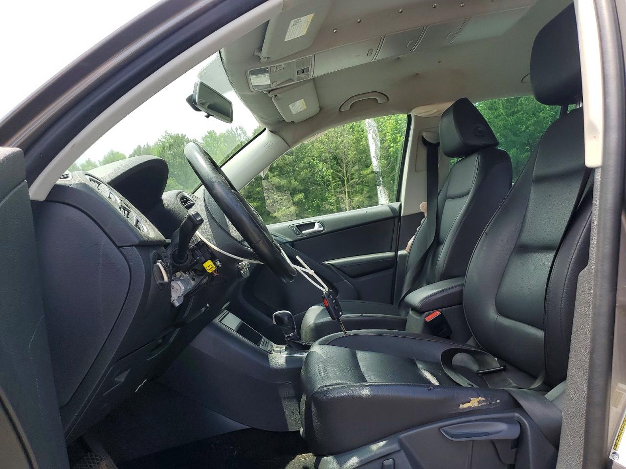 2011 Volkswagen Tiguan S Gray vin: WVGAV7AX3BW525138