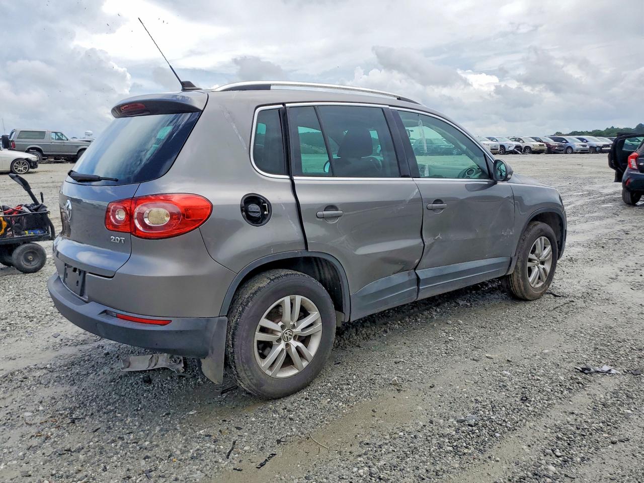 2011 Volkswagen Tiguan S Gray vin: WVGAV7AX3BW525138