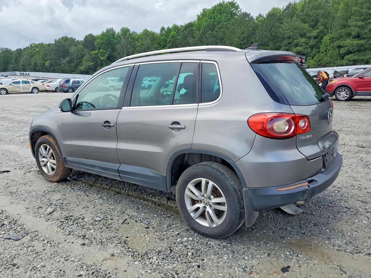 2011 Volkswagen Tiguan S Gray vin: WVGAV7AX3BW525138
