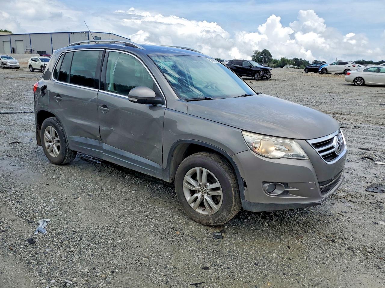 2011 Volkswagen Tiguan S Gray vin: WVGAV7AX3BW525138