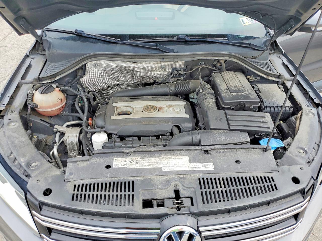 2012 Volkswagen Tiguan S Gray vin: WVGAV7AX3CW086492
