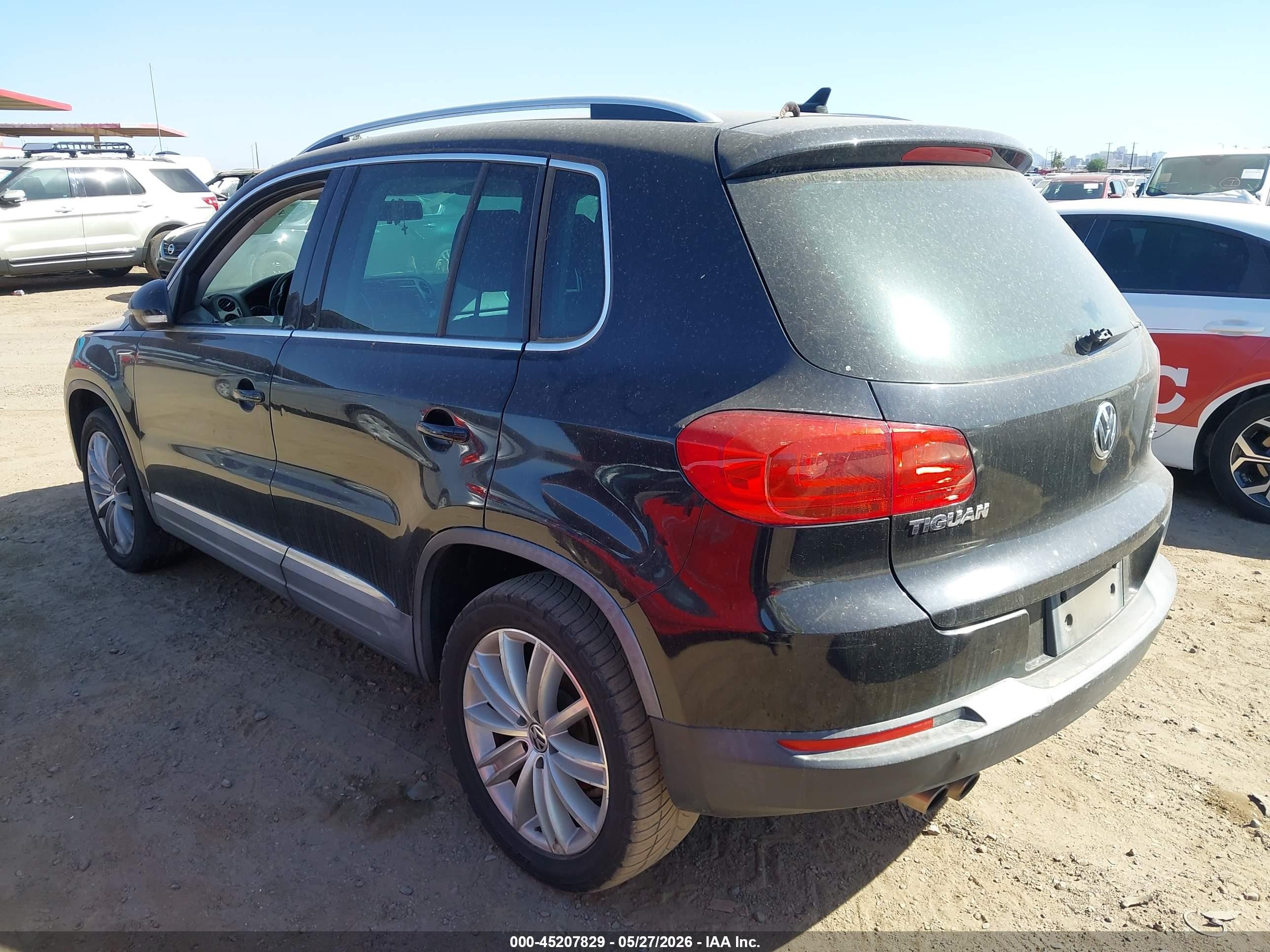 2012 Volkswagen Tiguan Le/s/se/sel Black vin: WVGAV7AX3CW514514
