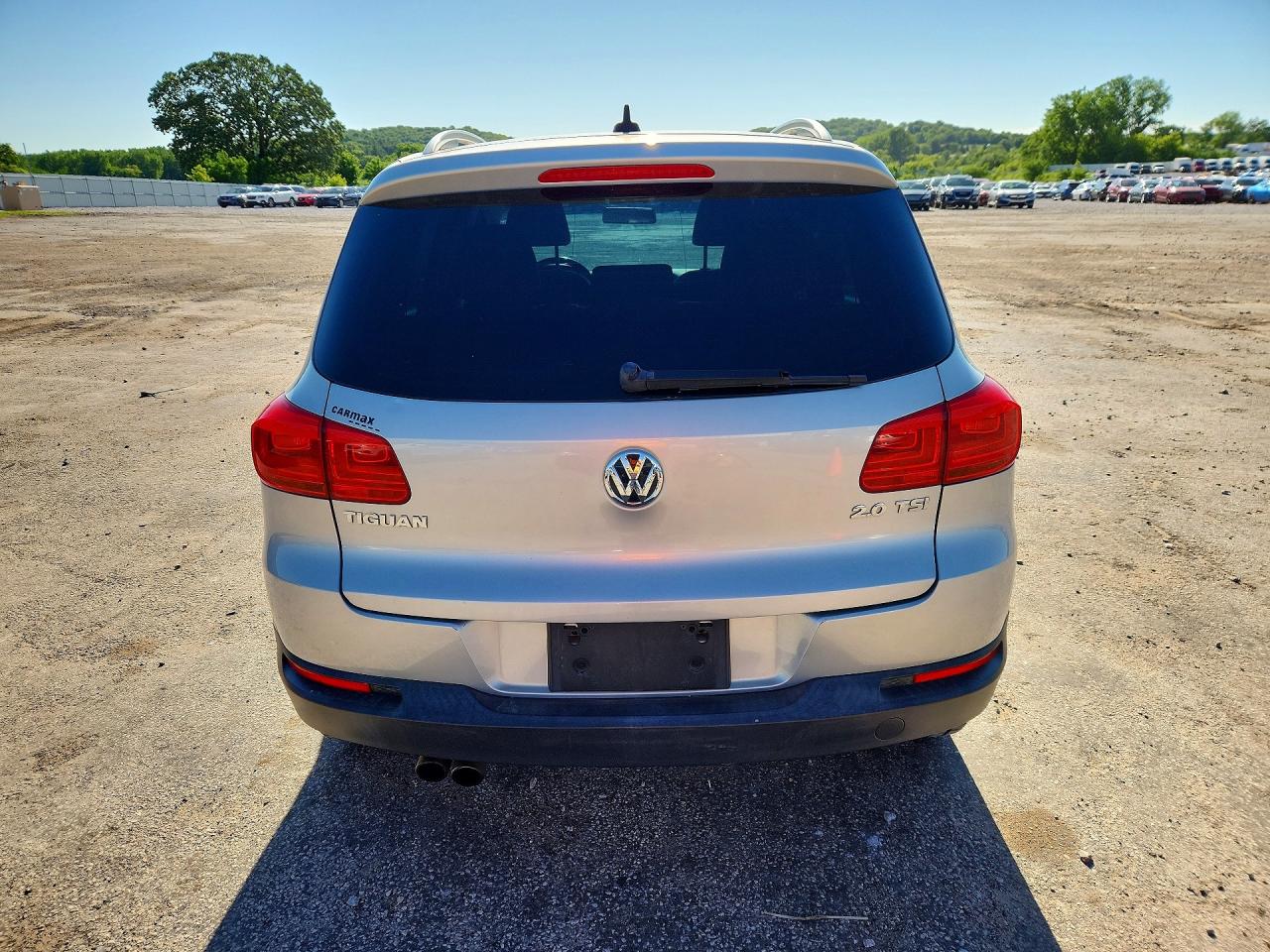 2012 Volkswagen Tiguan S Silver vin: WVGAV7AX3CW555550