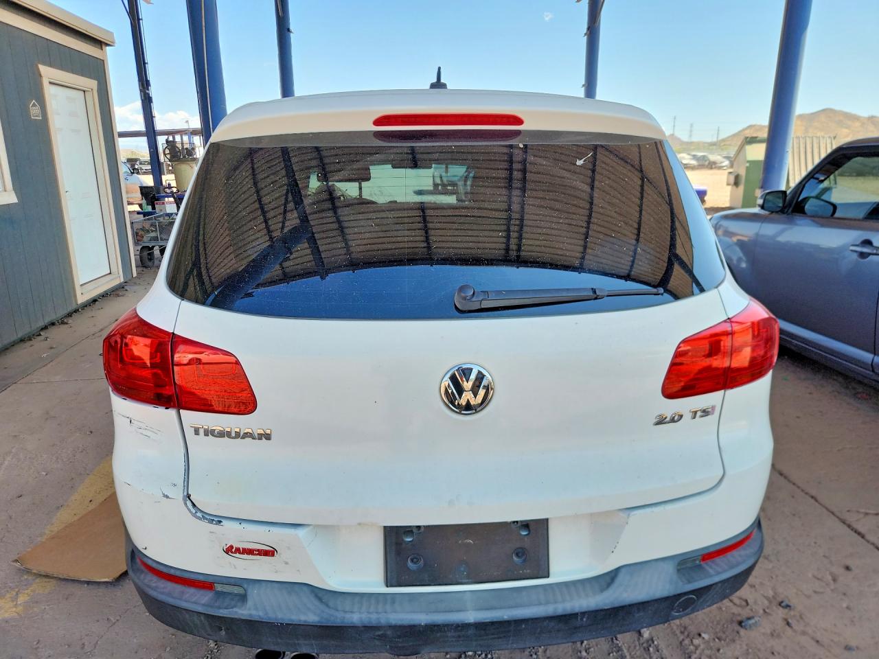 2012 Volkswagen Tiguan S White vin: WVGAV7AX3CW557637