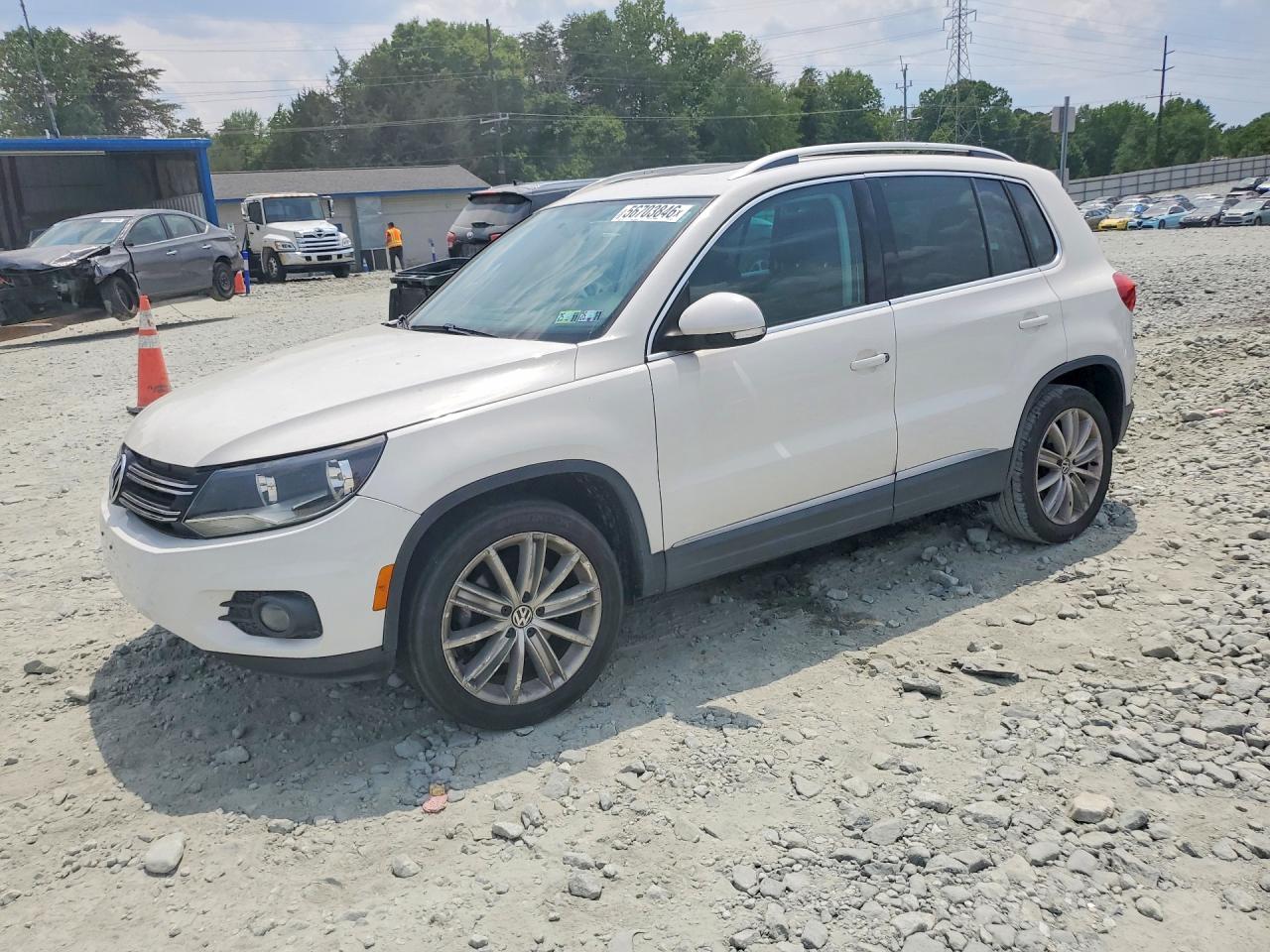 2012 Volkswagen Tiguan S White vin: WVGAV7AX3CW598110
