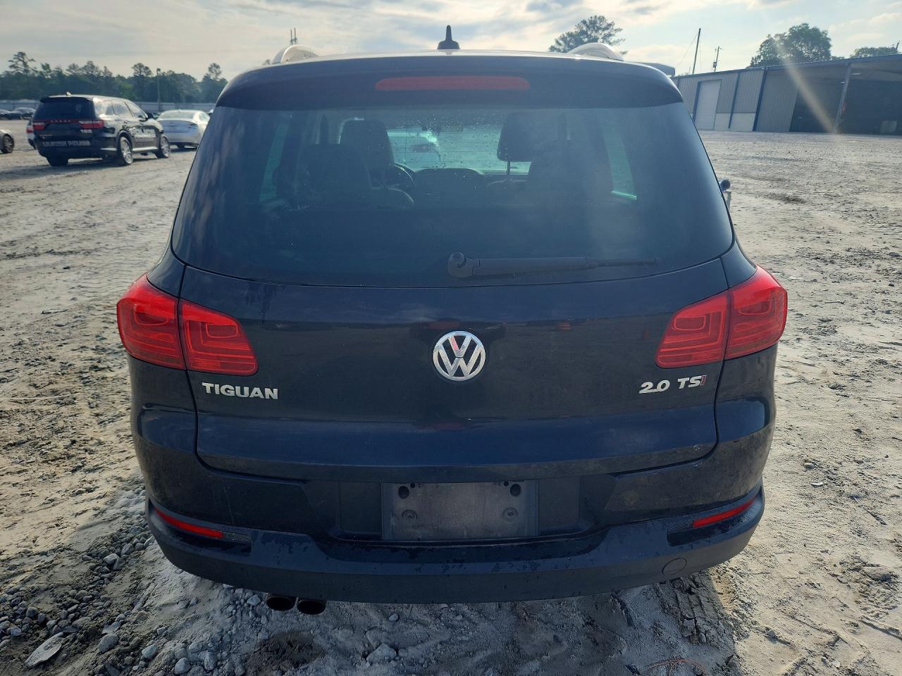 2012 Volkswagen Tiguan S Black vin: WVGAV7AX3CW611230