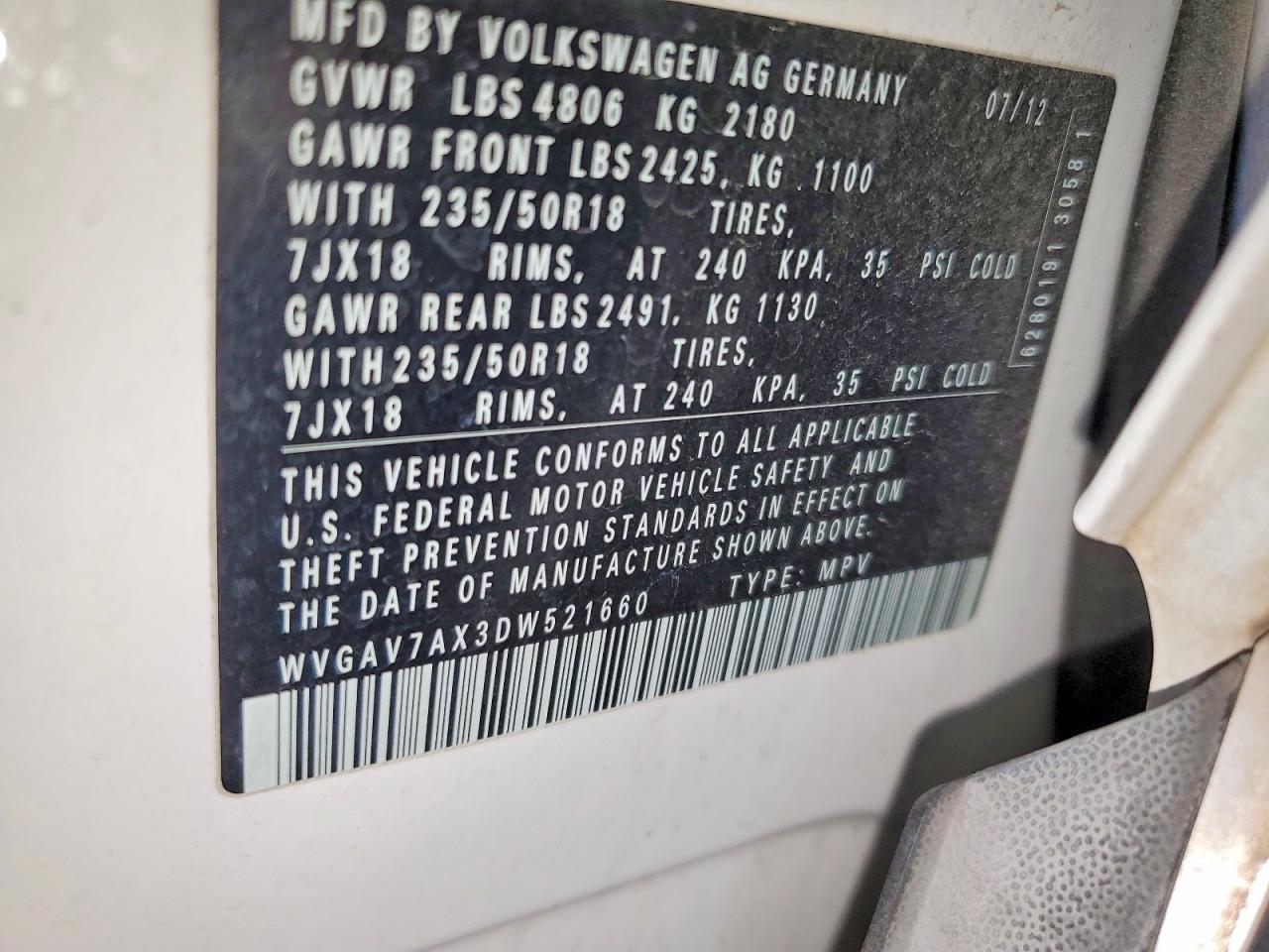 2013 Volkswagen Tiguan S Белый vin: WVGAV7AX3DW521660