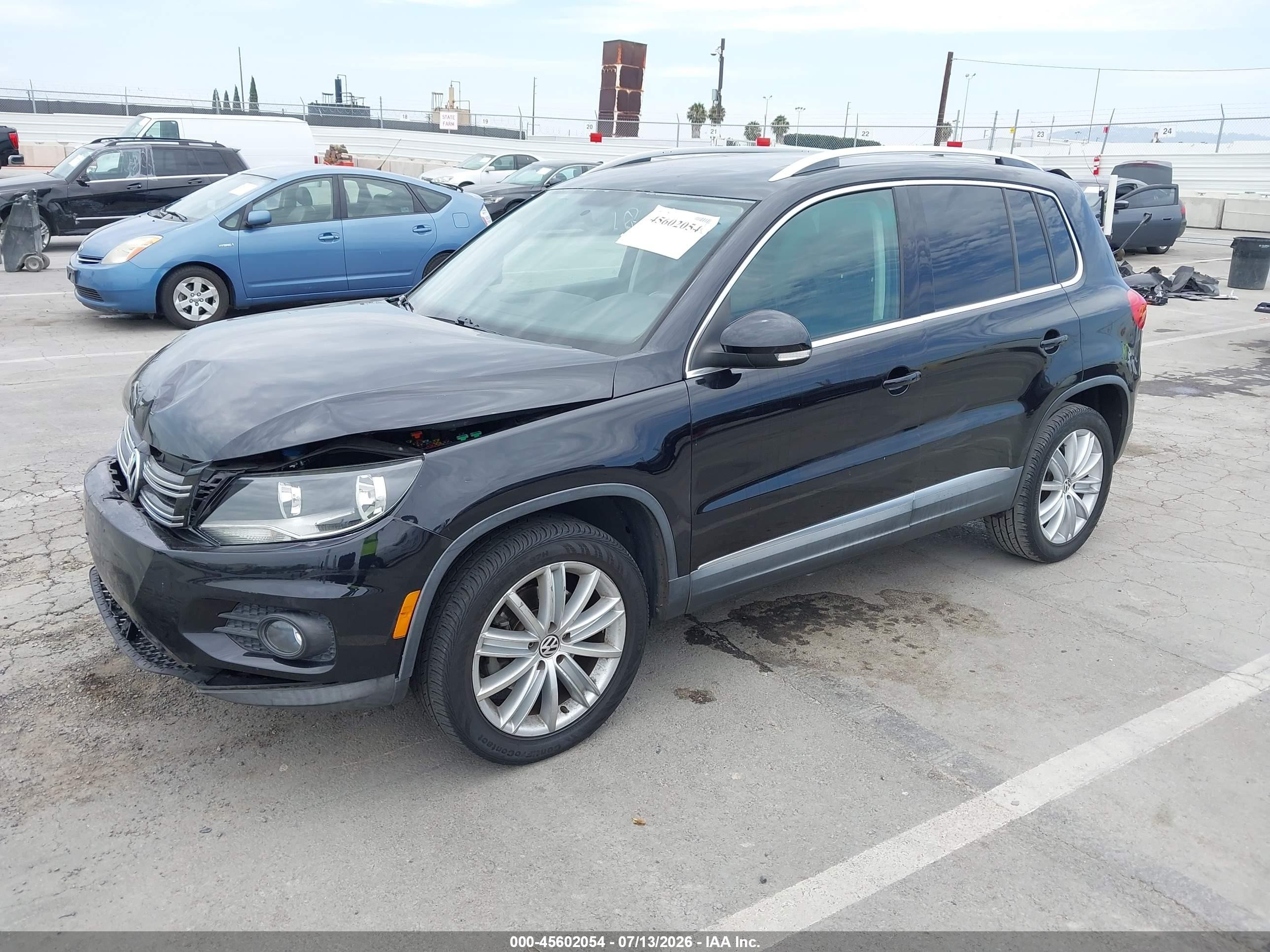 2013 Volkswagen Tiguan Se Black vin: WVGAV7AX3DW537177