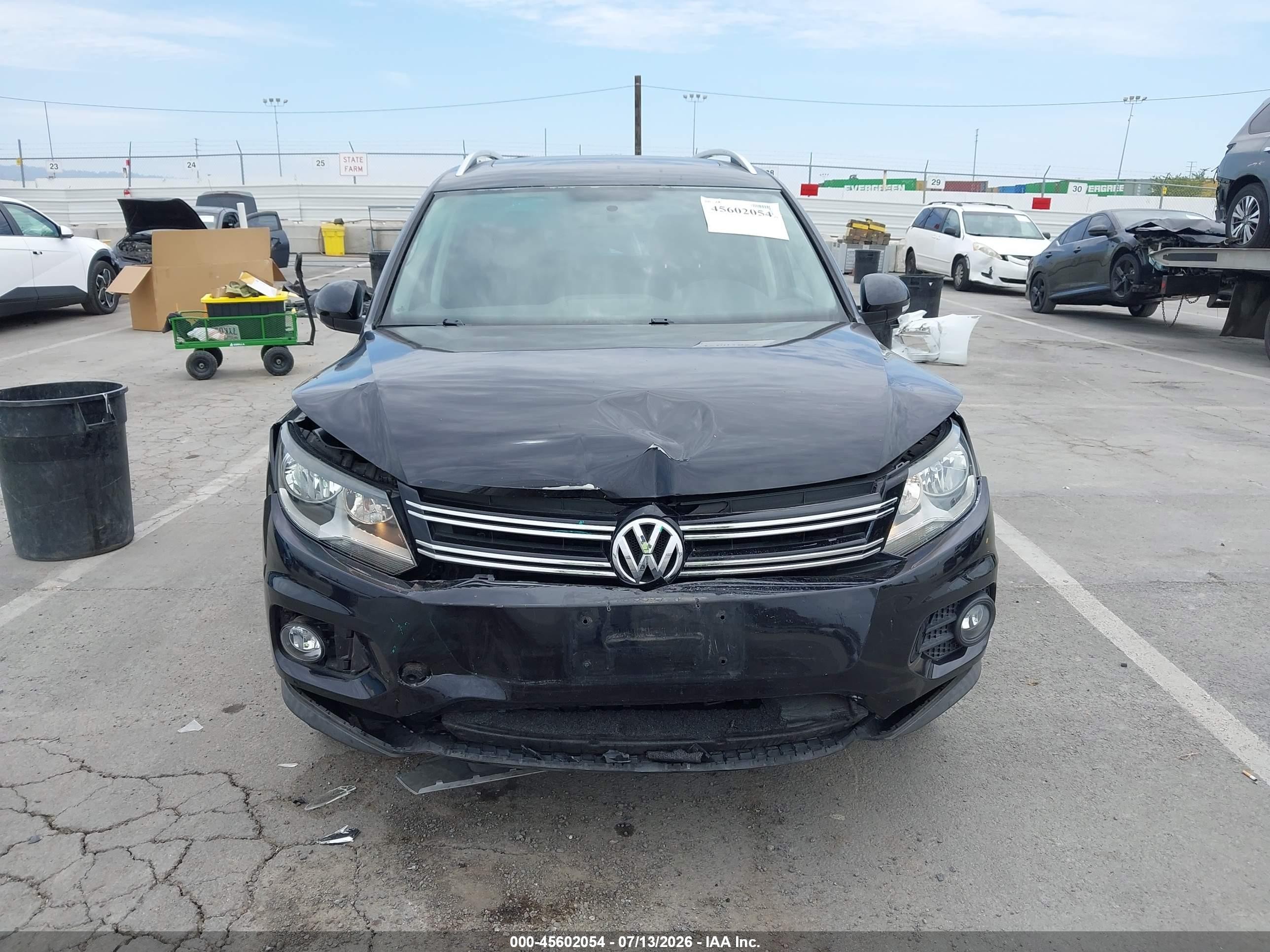 2013 Volkswagen Tiguan Se Black vin: WVGAV7AX3DW537177