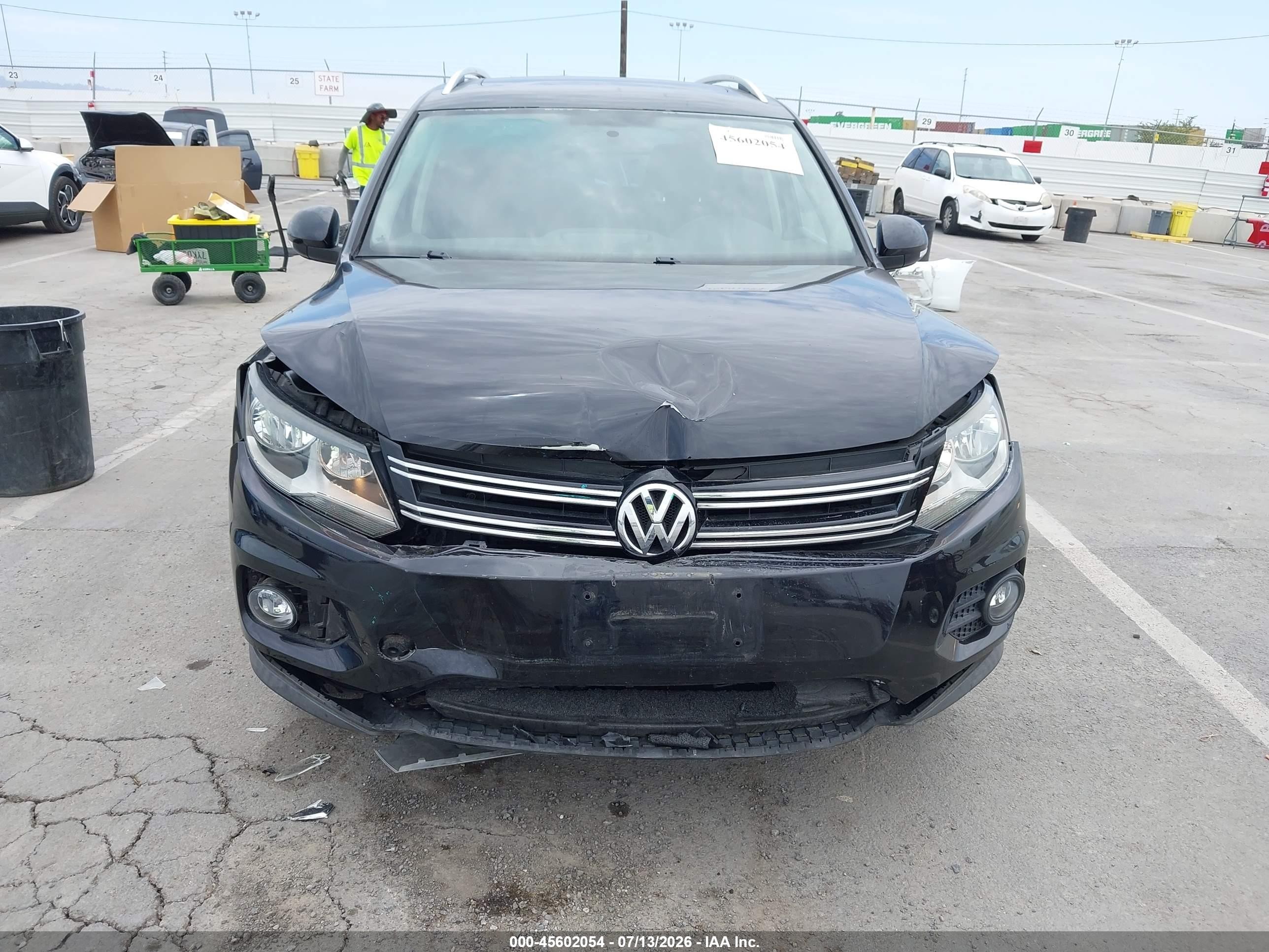 2013 Volkswagen Tiguan Se Black vin: WVGAV7AX3DW537177