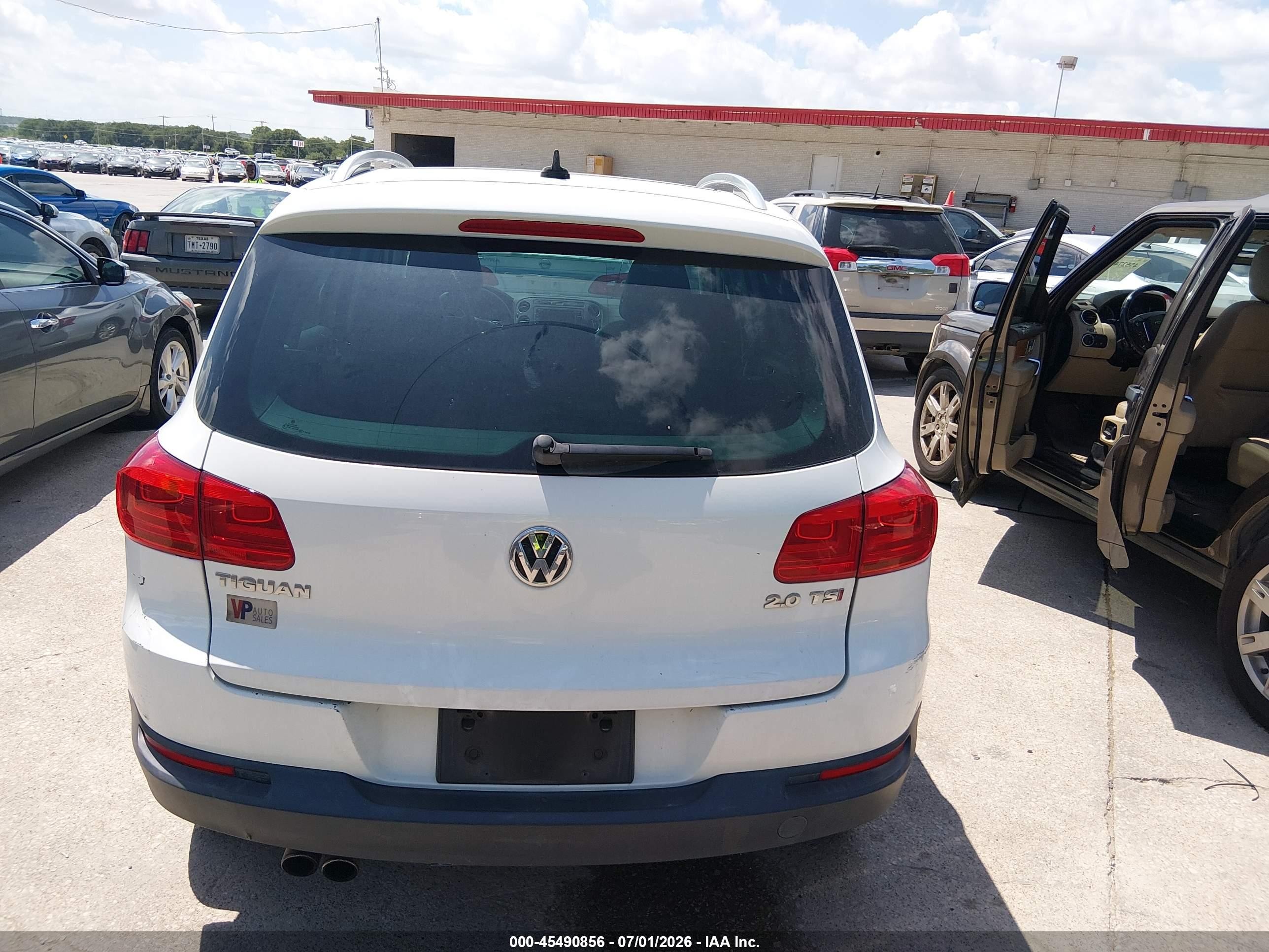 2015 Volkswagen Tiguan Se White vin: WVGAV7AX3FW505042