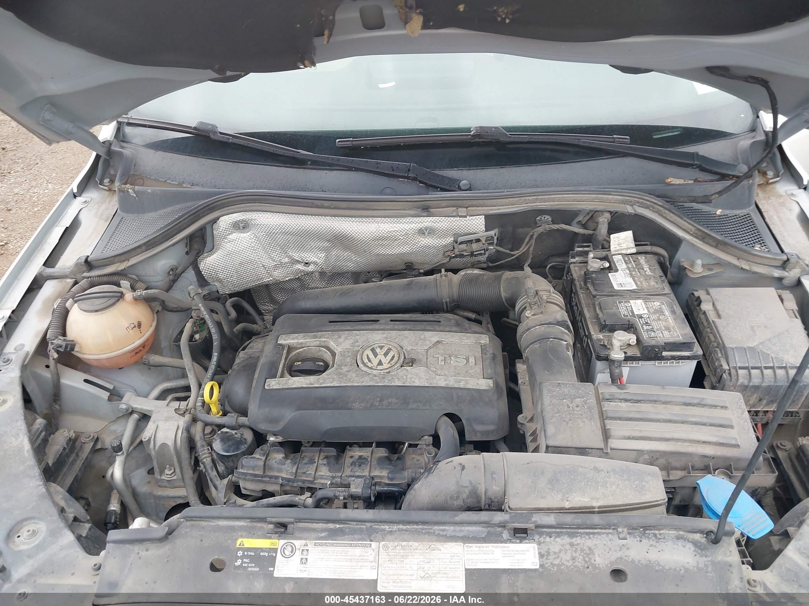2015 Volkswagen Tiguan Se Champagne vin: WVGAV7AX3FW510645