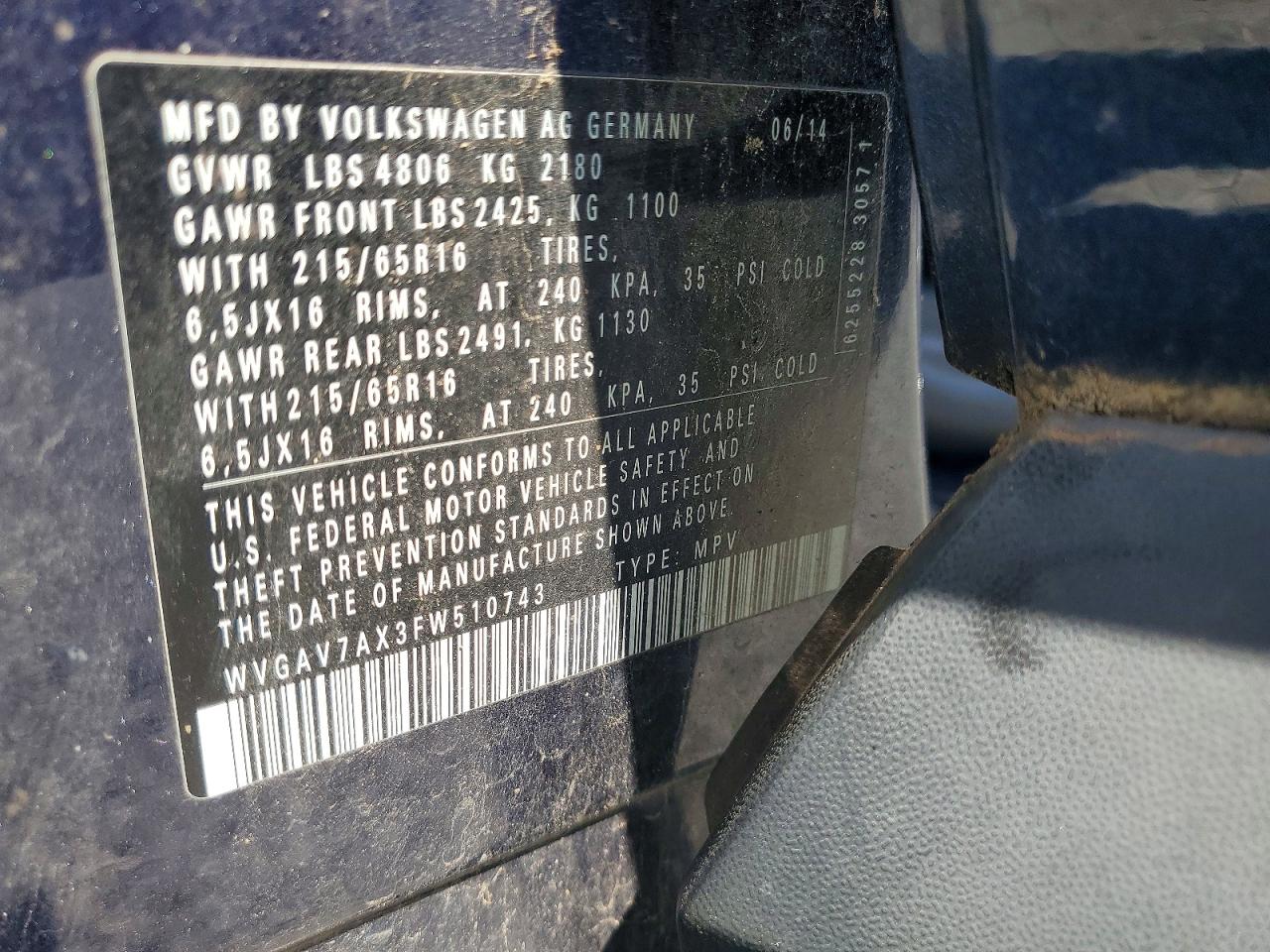 2015 Volkswagen Tiguan S Blue vin: WVGAV7AX3FW510743