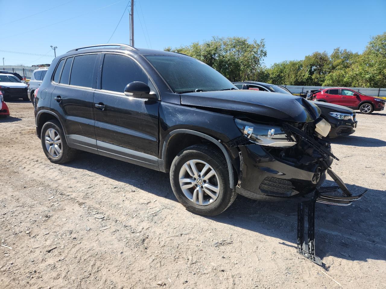 2015 Volkswagen Tiguan S Black vin: WVGAV7AX3FW551857