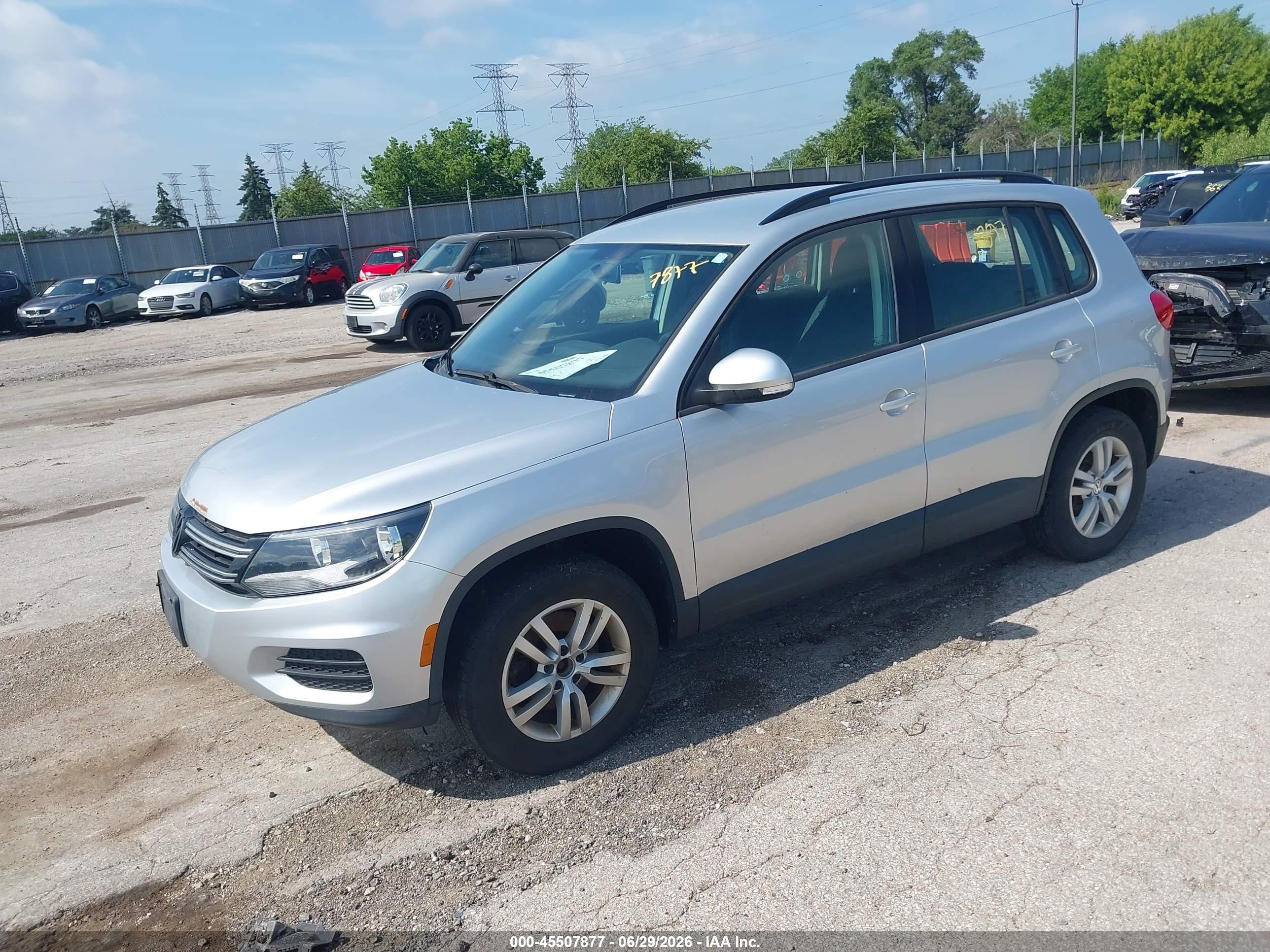 2015 Volkswagen Tiguan S Silver vin: WVGAV7AX3FW566648