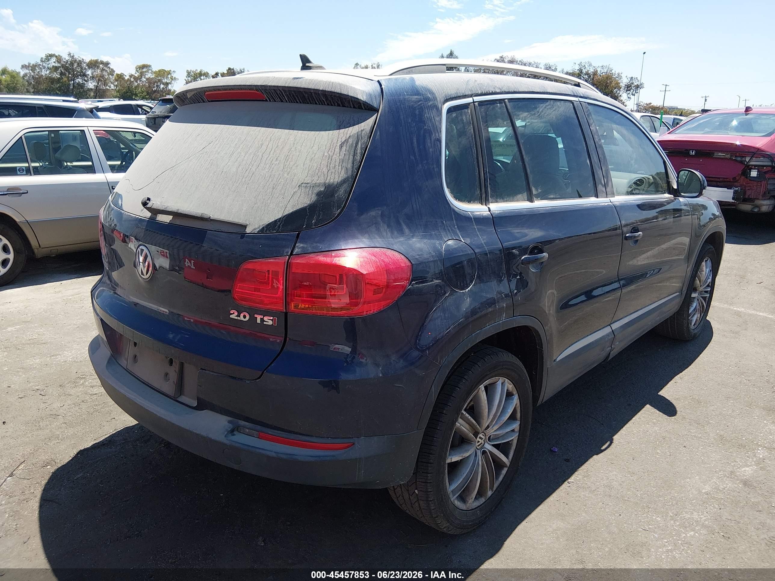 2015 Volkswagen Tiguan Se Blue vin: WVGAV7AX3FW595583