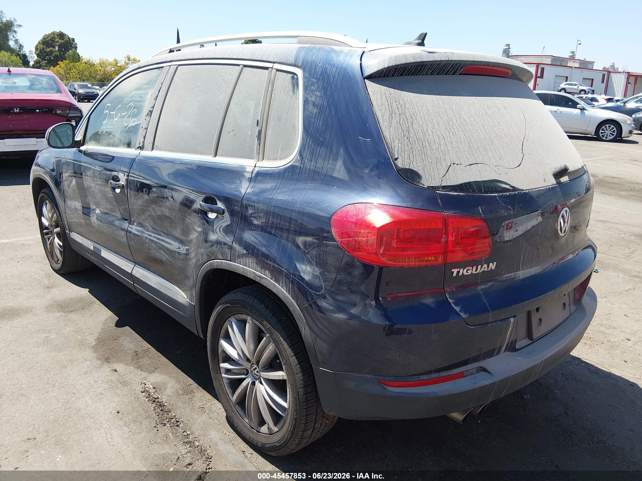 2015 Volkswagen Tiguan Se Blue vin: WVGAV7AX3FW595583