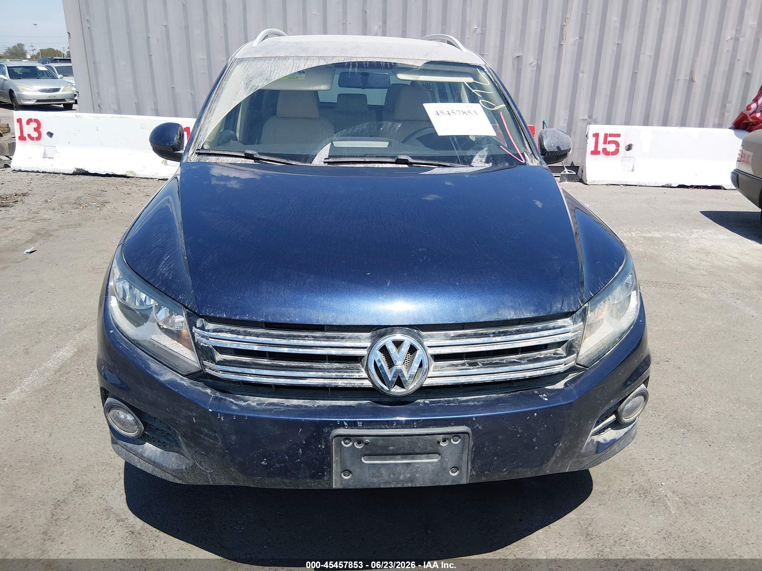 2015 Volkswagen Tiguan Se Blue vin: WVGAV7AX3FW595583