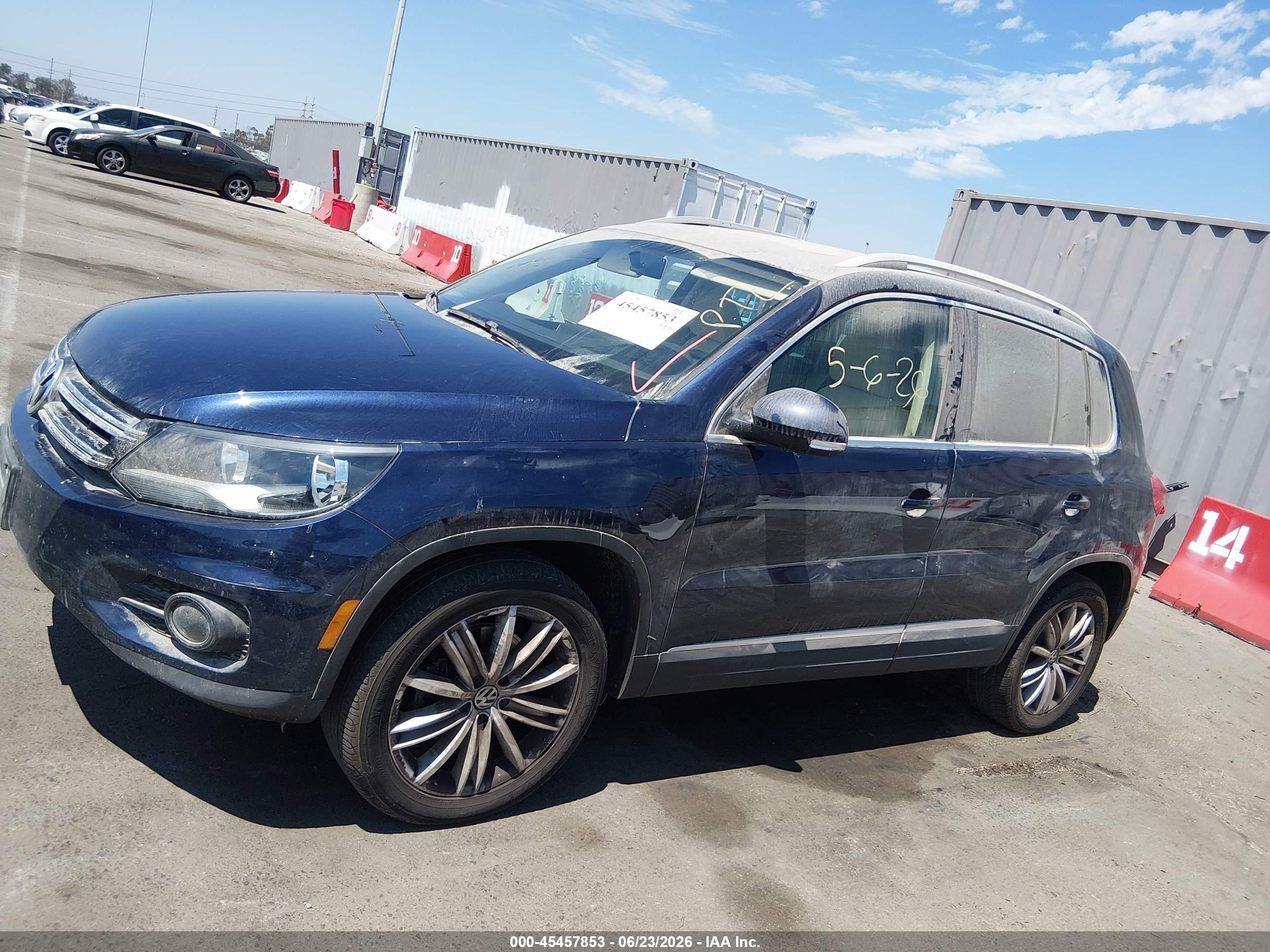 2015 Volkswagen Tiguan Se Blue vin: WVGAV7AX3FW595583